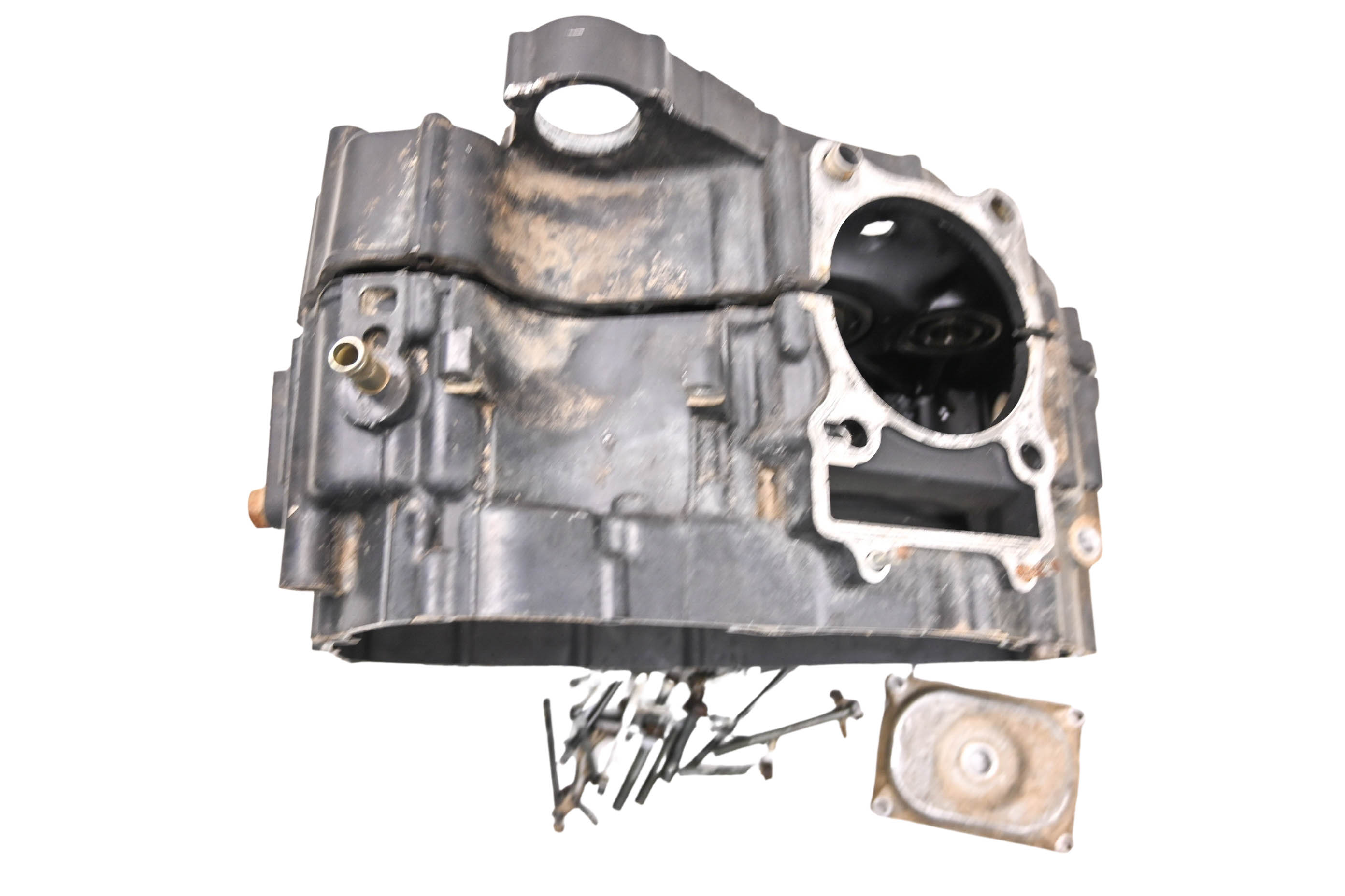 00 Arctic Cat 500 4x4 Crankcase Center Crank Case