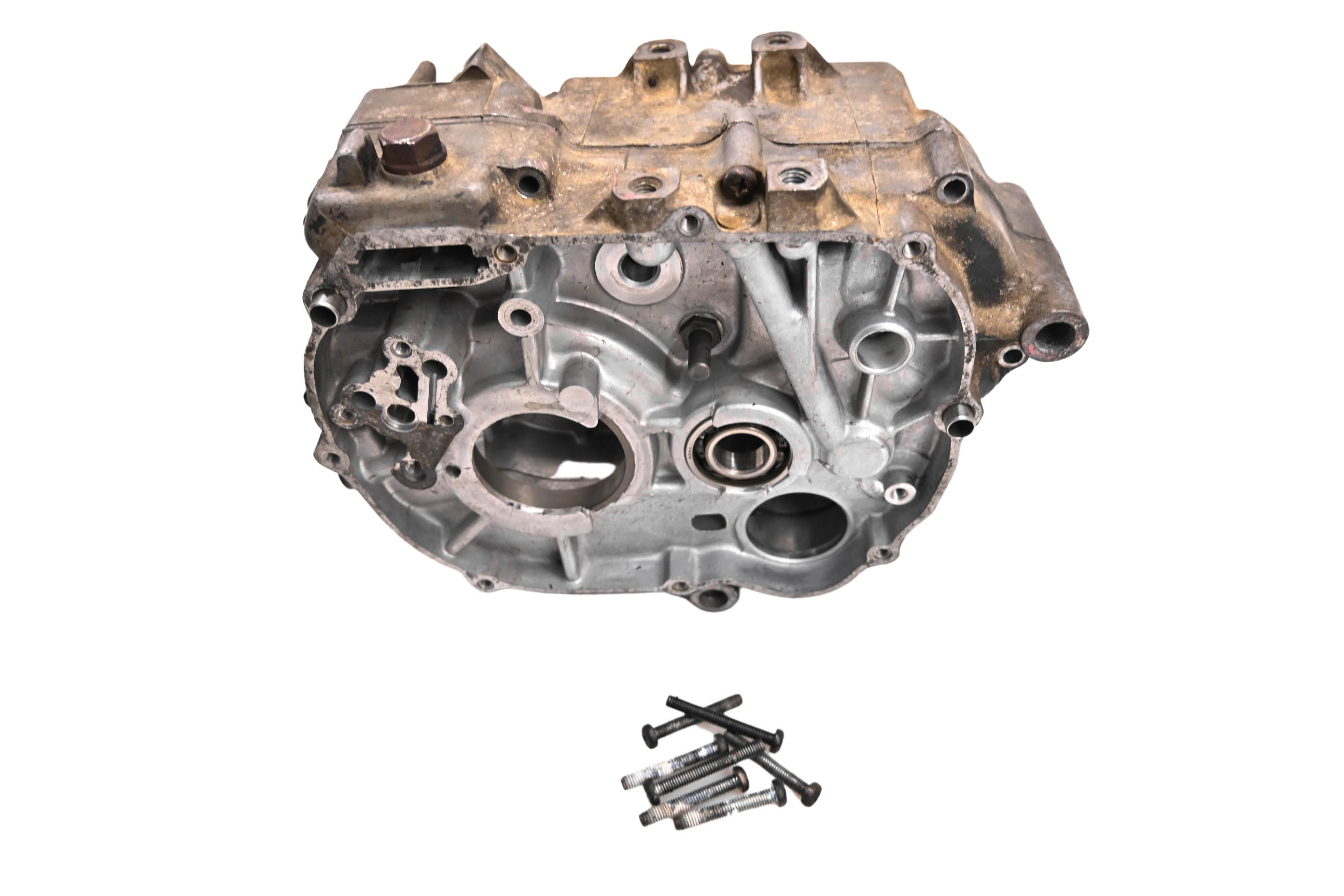 85 Honda Fourtrax 125 2x4 Crankcase Center Crank Case TRX125