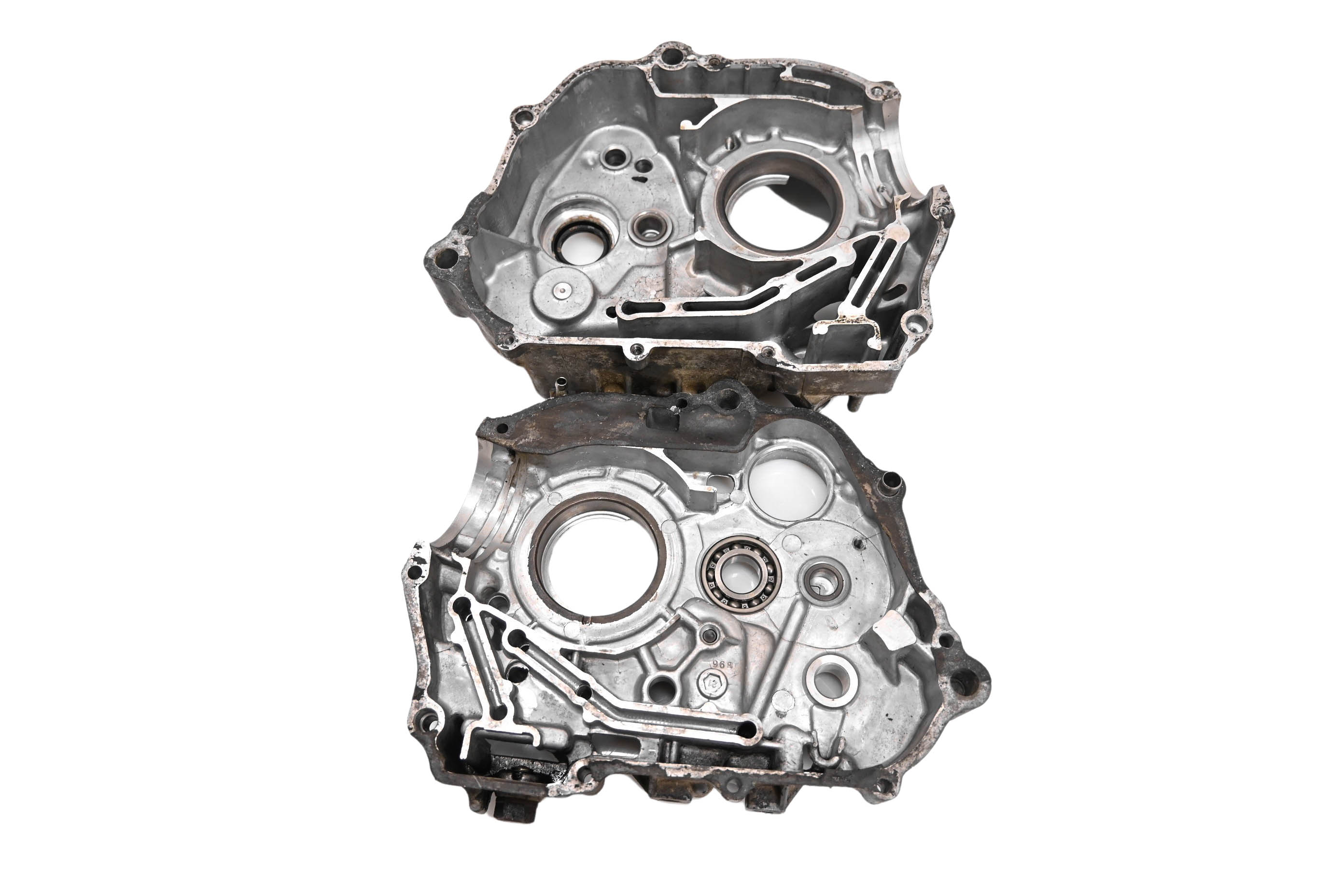 85 Honda Fourtrax 125 2x4 Crankcase Center Crank Case TRX125