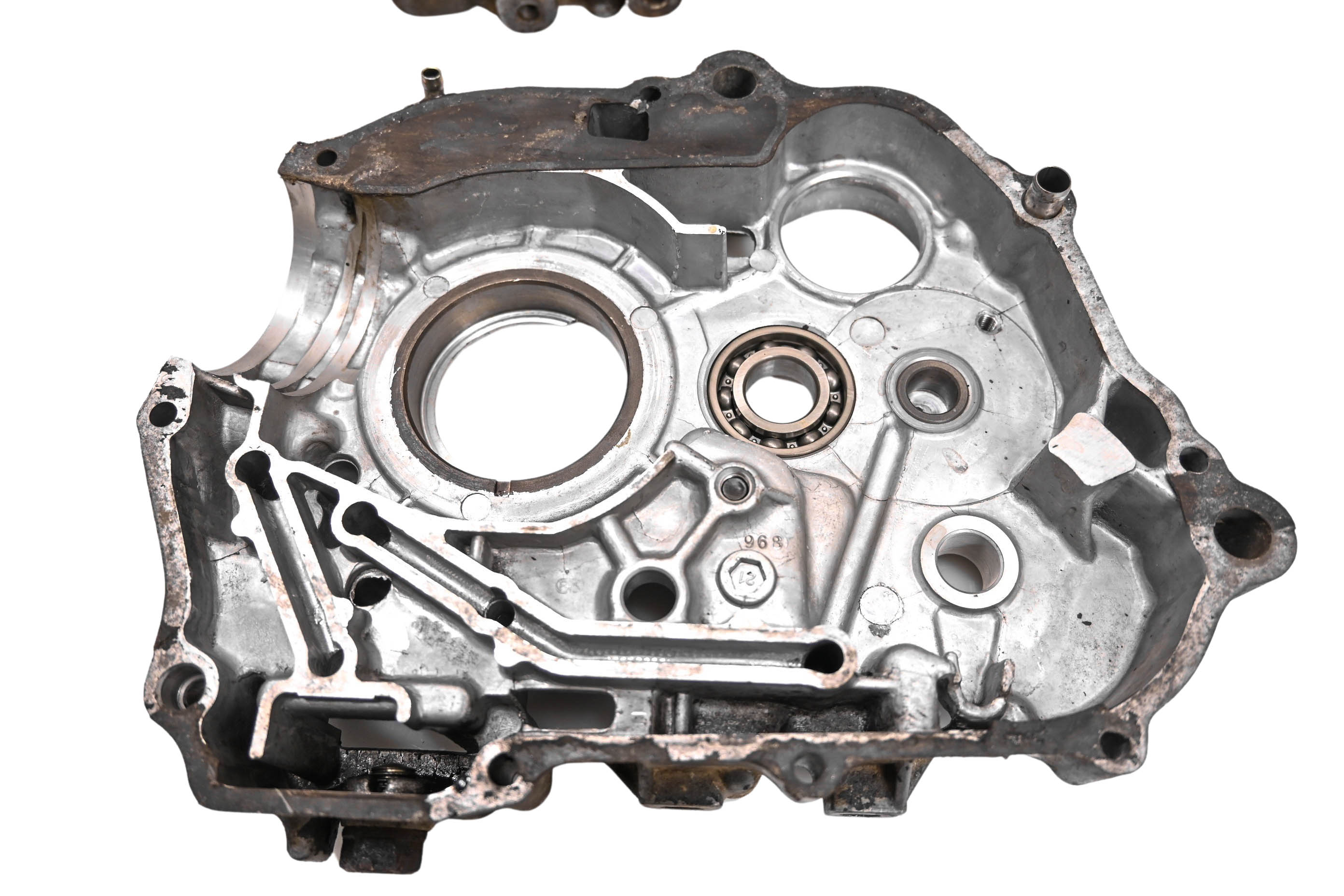 85 Honda Fourtrax 125 2x4 Crankcase Center Crank Case TRX125