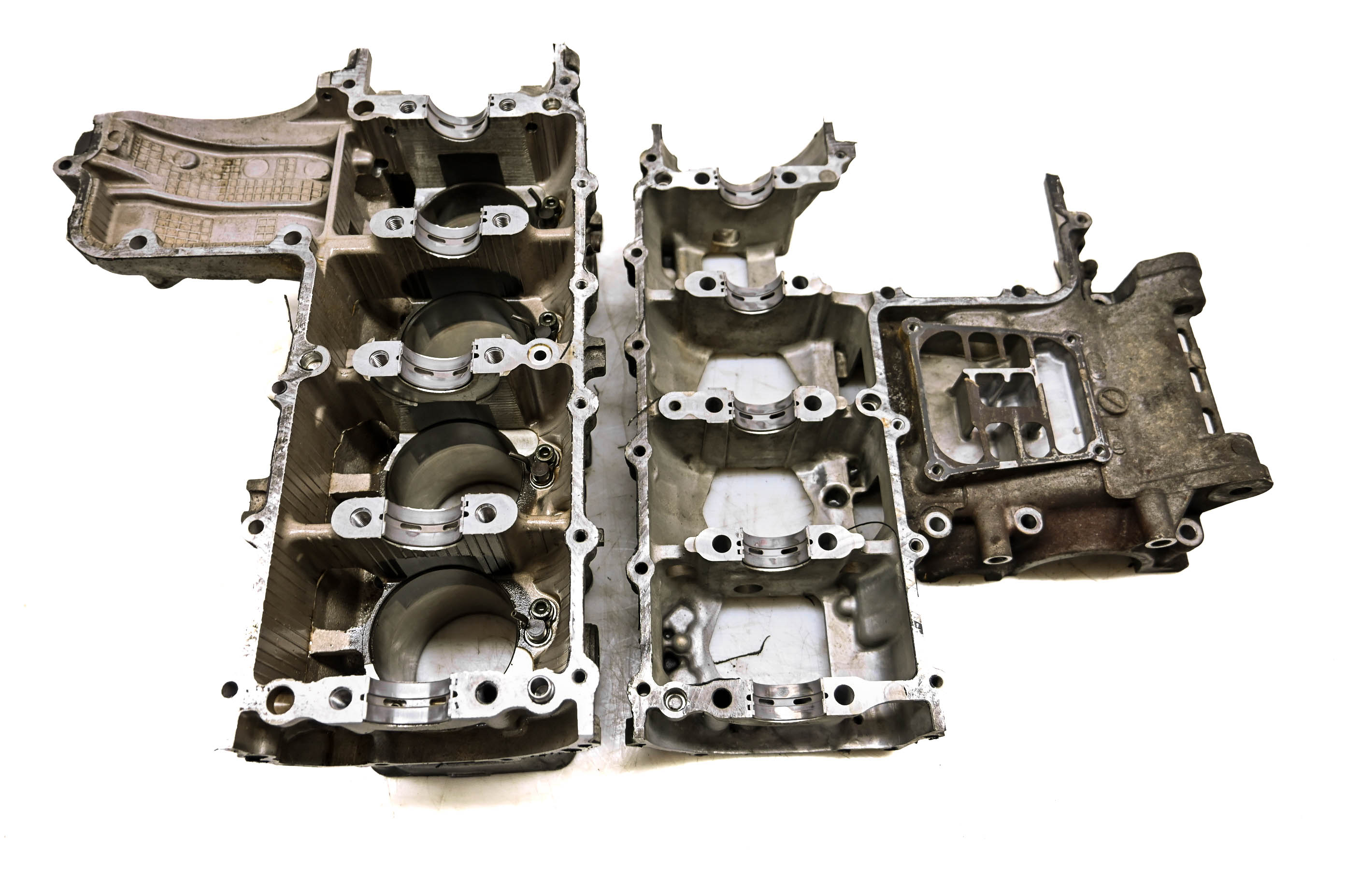 02 Suzuki GSXR600 Crankcase Center Crank Case & Cylinders