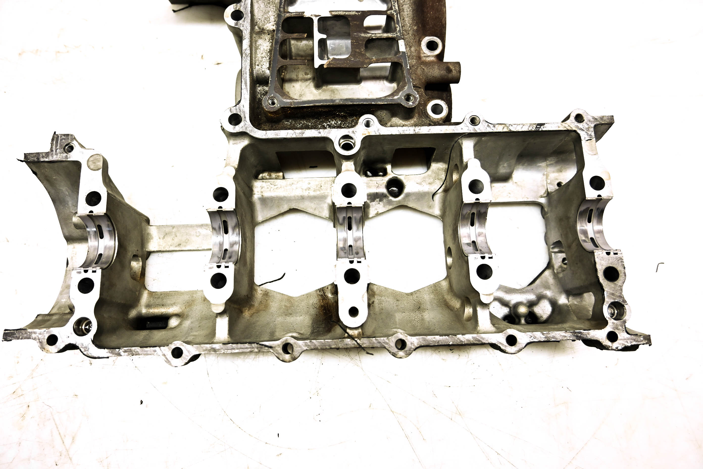 02 Suzuki GSXR600 Crankcase Center Crank Case & Cylinders