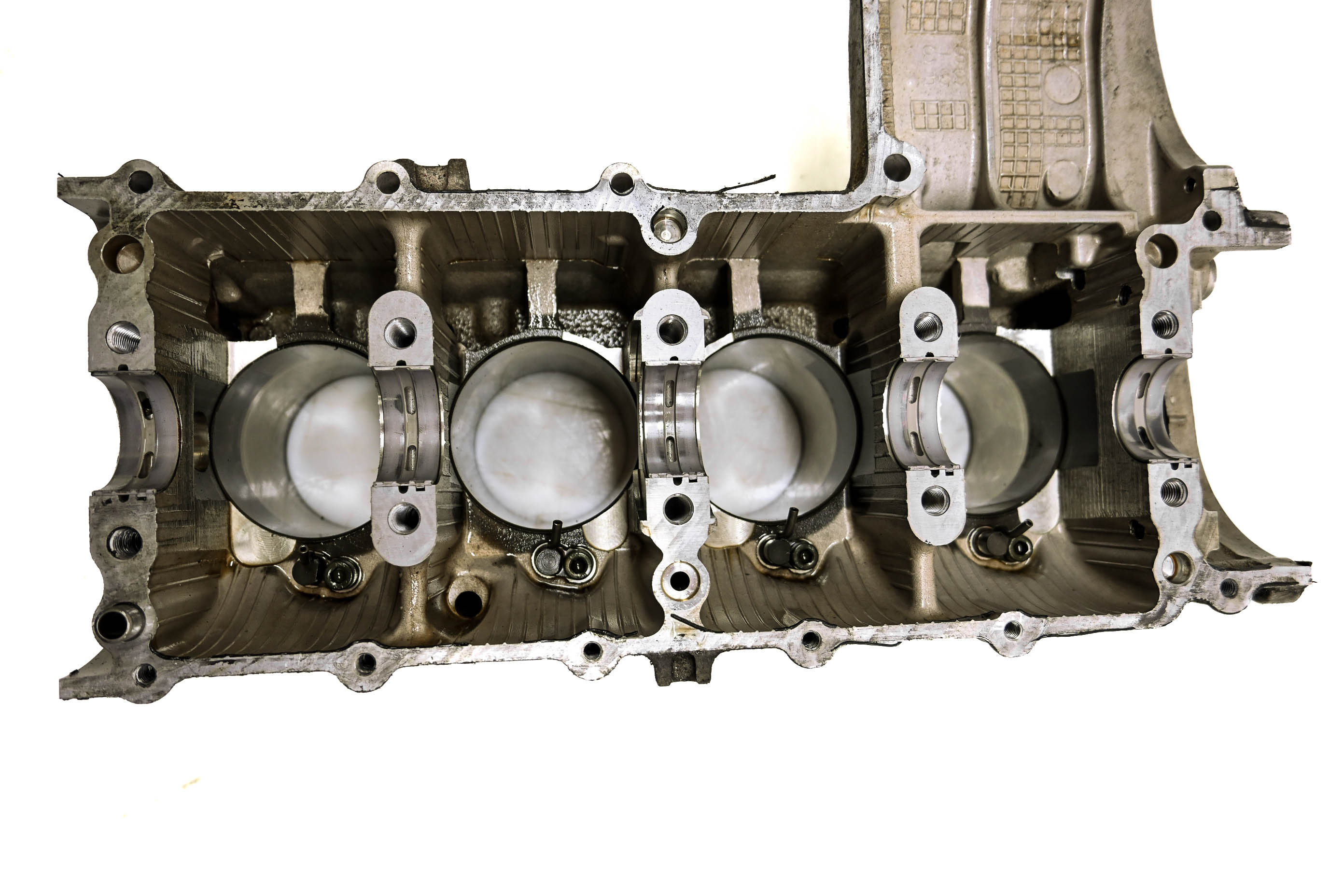 02 Suzuki GSXR600 Crankcase Center Crank Case & Cylinders