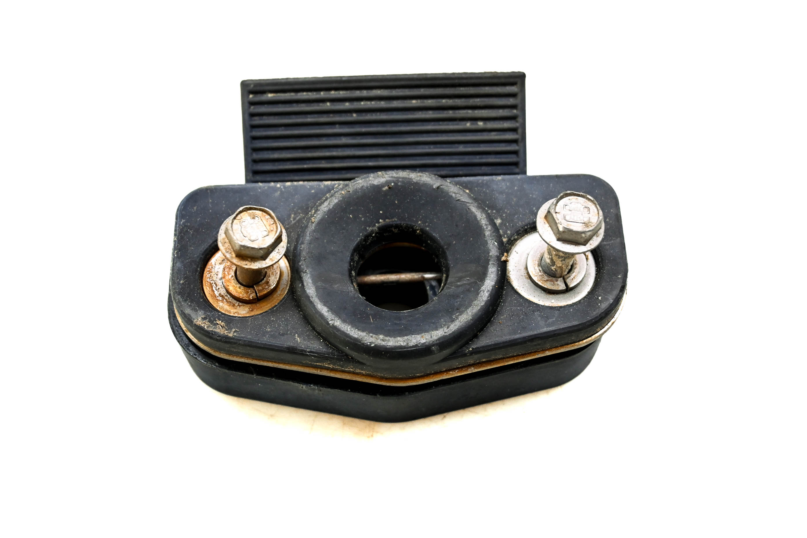 02 Polaris Genesis I 4-Pass Seat Latch Front Rear
