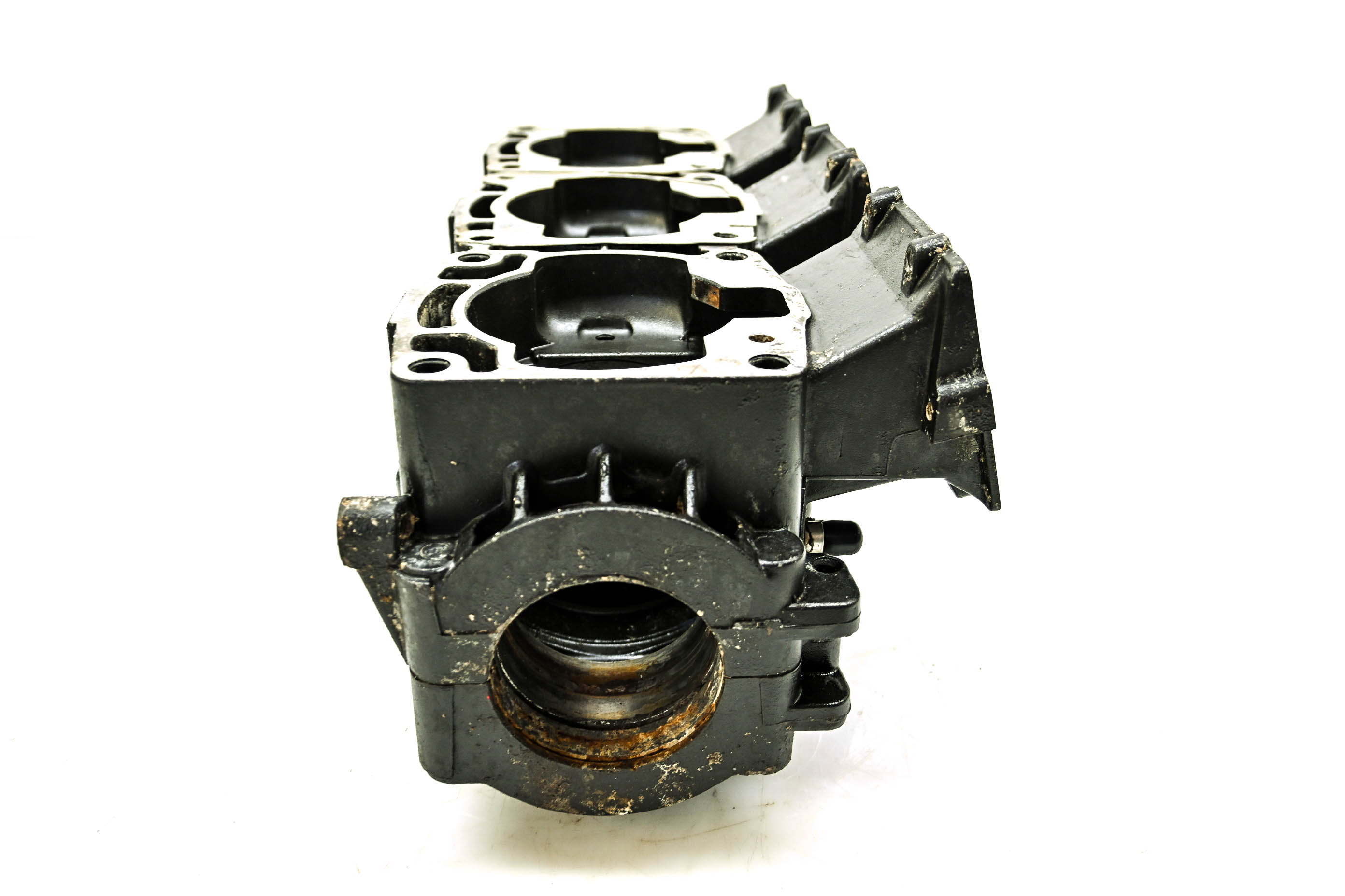 02 Polaris Genesis I 4-Pass Crankcase Center Crank Case