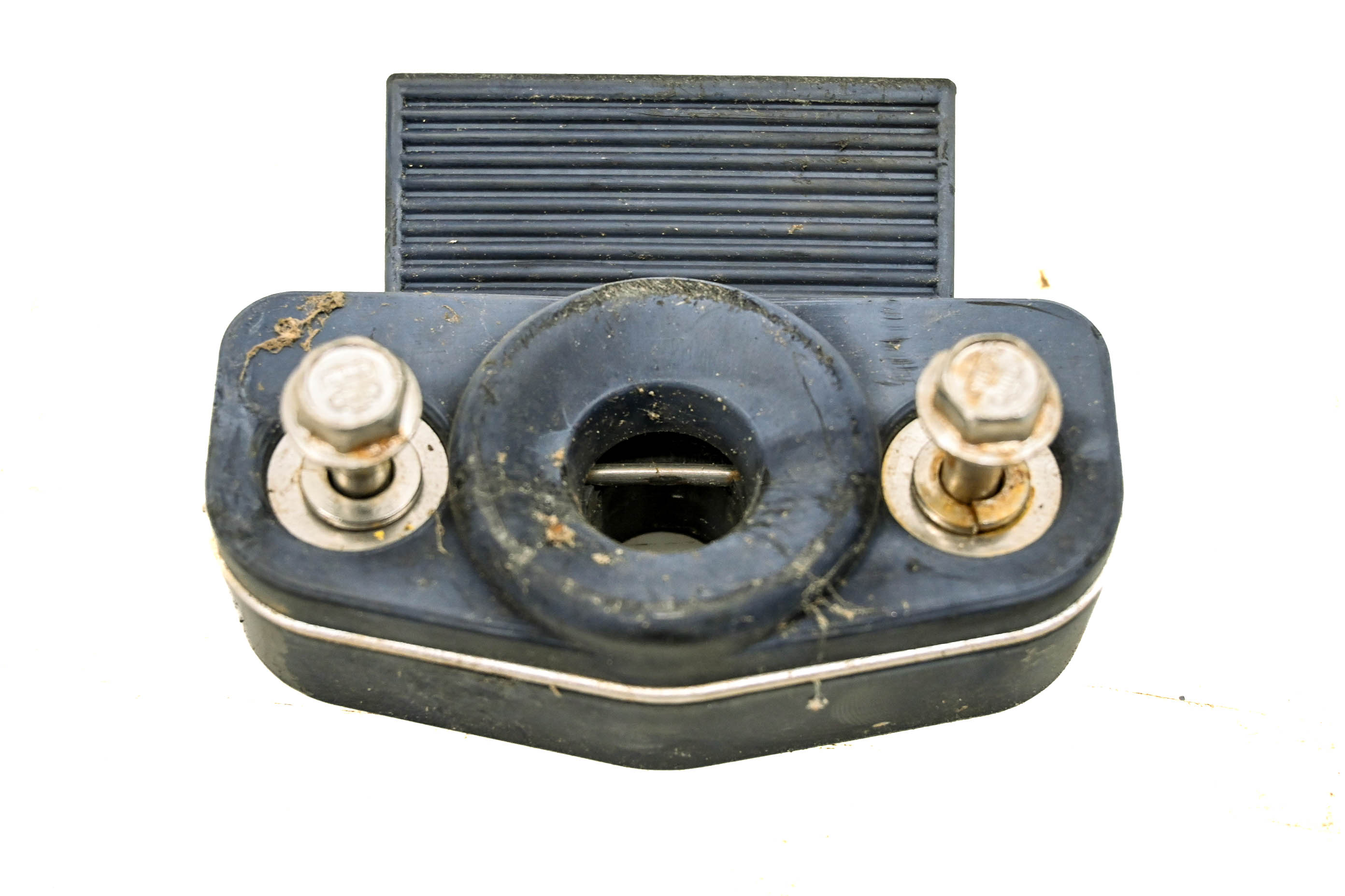 00 Polaris Genesis FFI 4-Pass Seat Latch Front Rear
