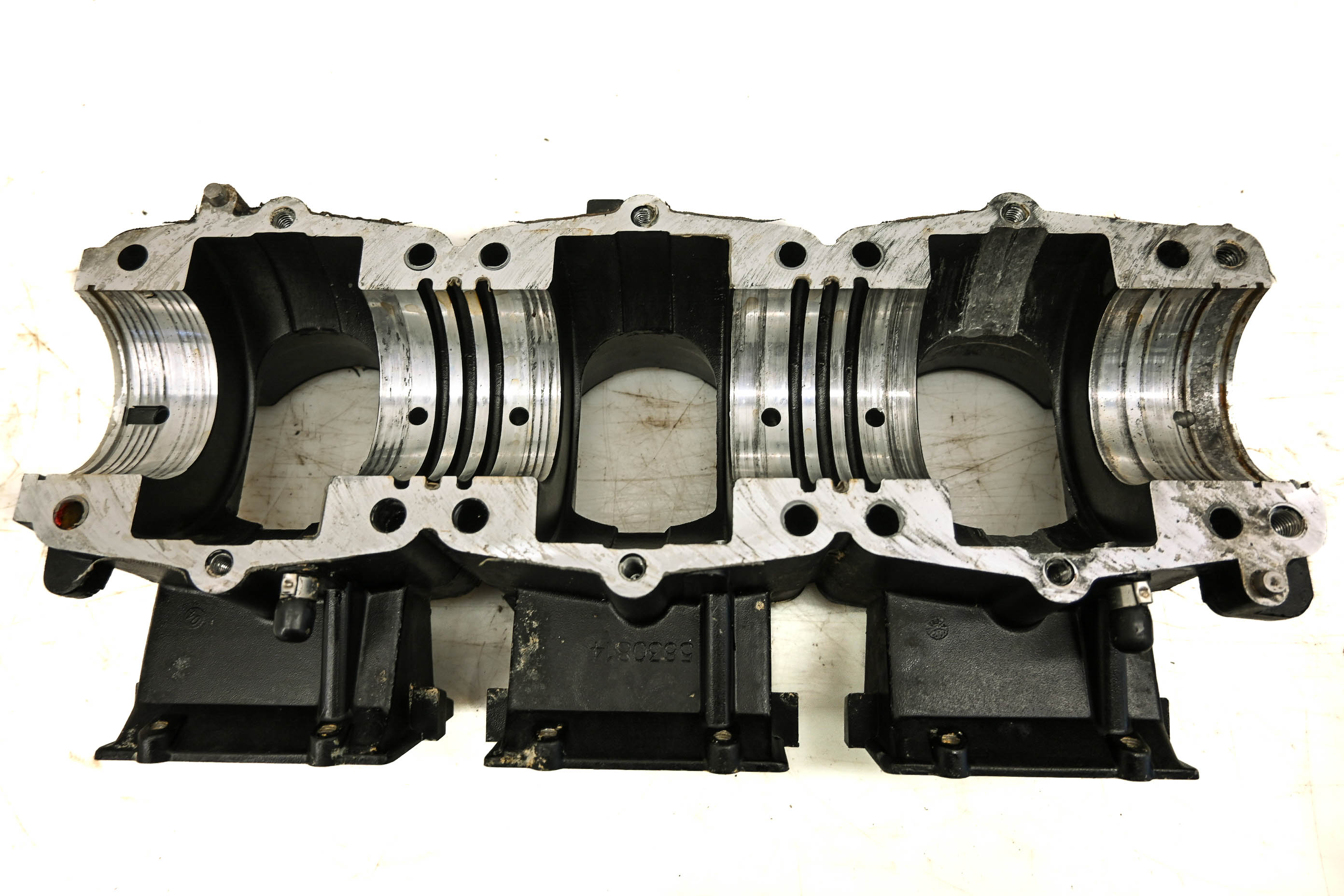 00 Polaris Genesis FFI 4-Pass Upper Crankcase Crank Case
