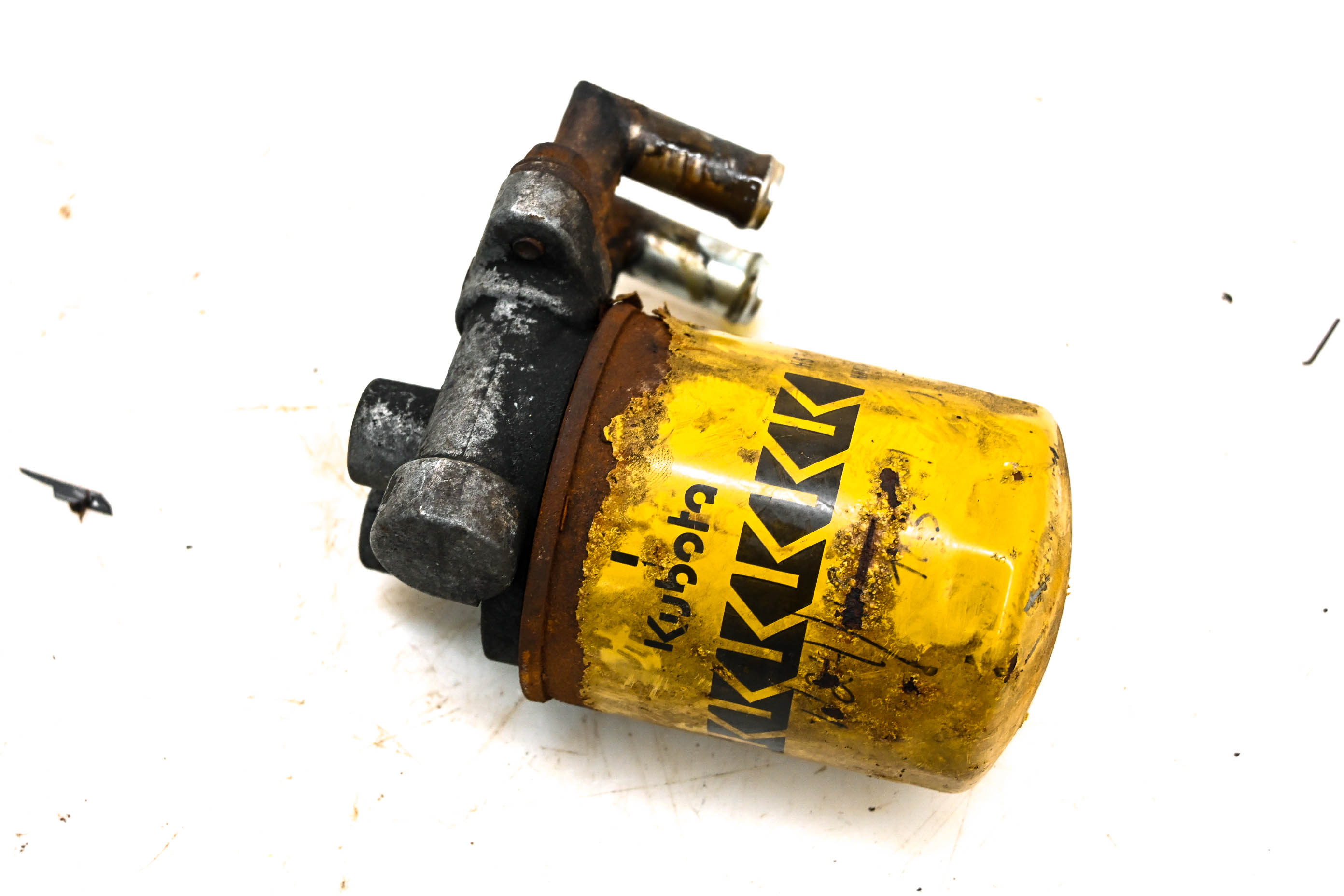 10 Kubota RTV1100CR9 Hydraulic Oil Filter Holder