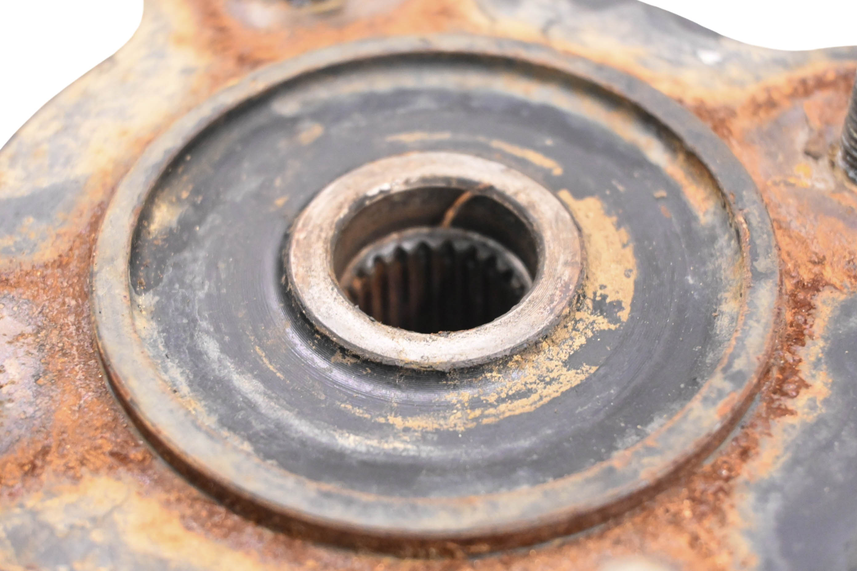 01 Arctic Cat 250 4x4 Rear Left Wheel Hub