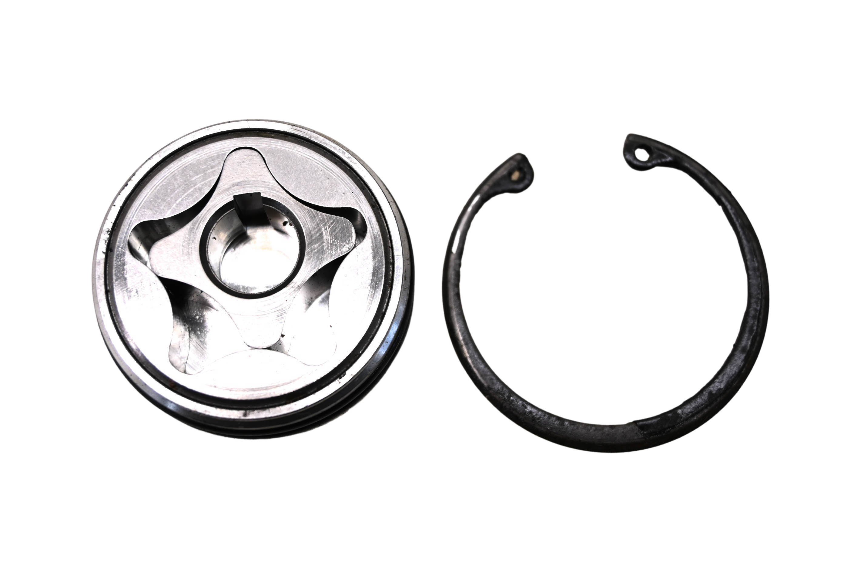 04 Polaris MSX 150 Oil Pump