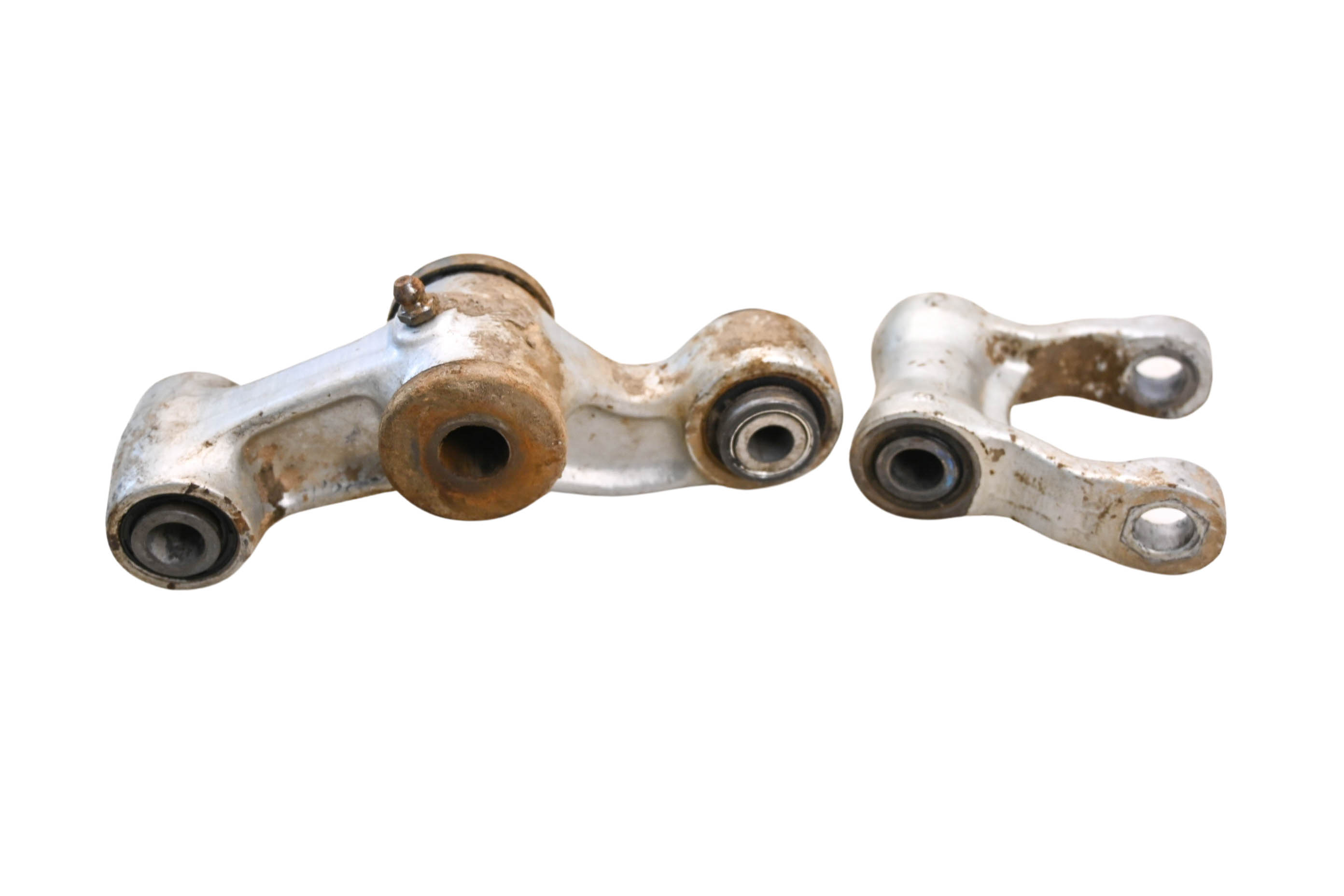 03 Yamaha TTR225 Rear Shock Linkage