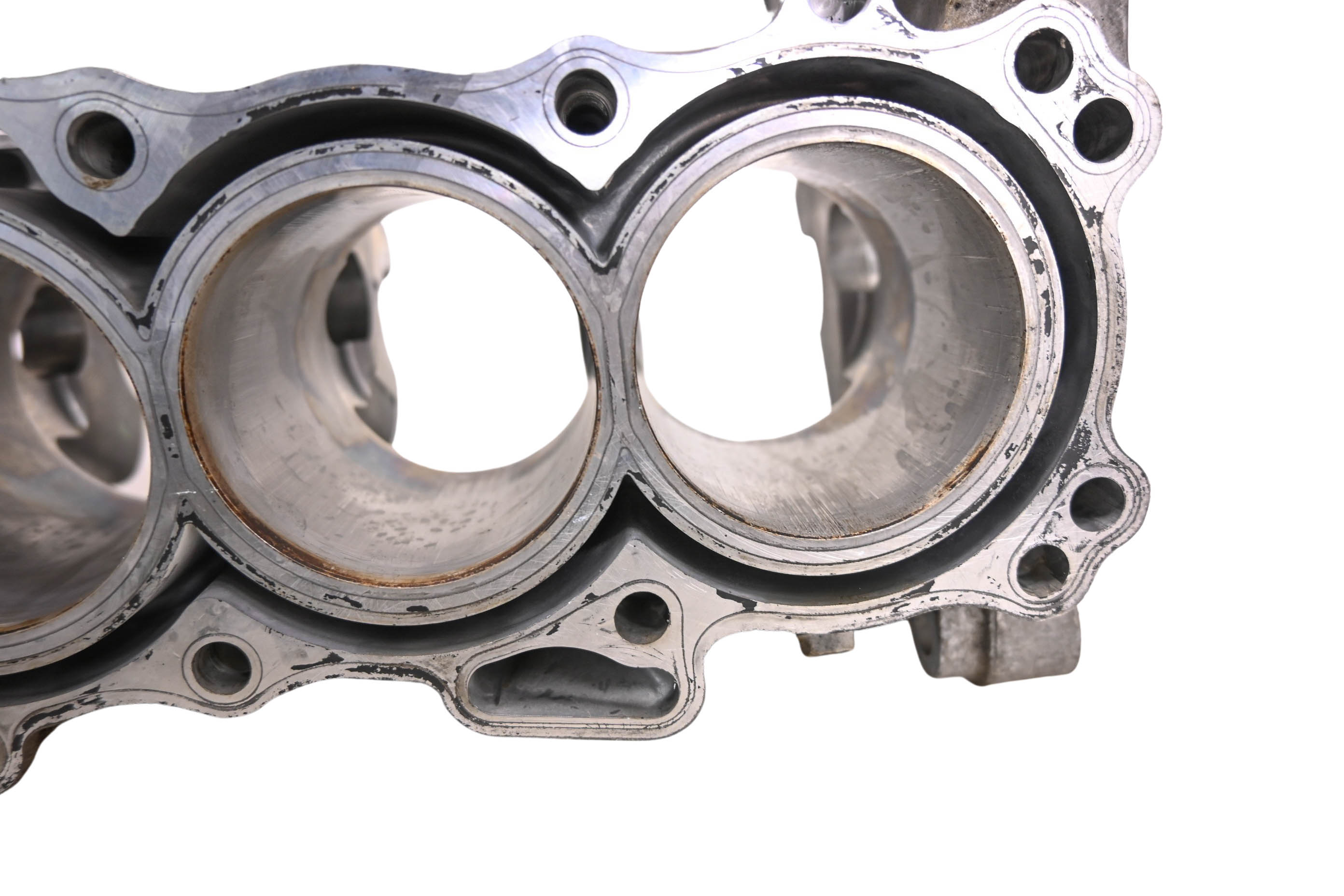 00 Honda CBR600F4 Crankcase Center Crank Case & Cylinders For Parts