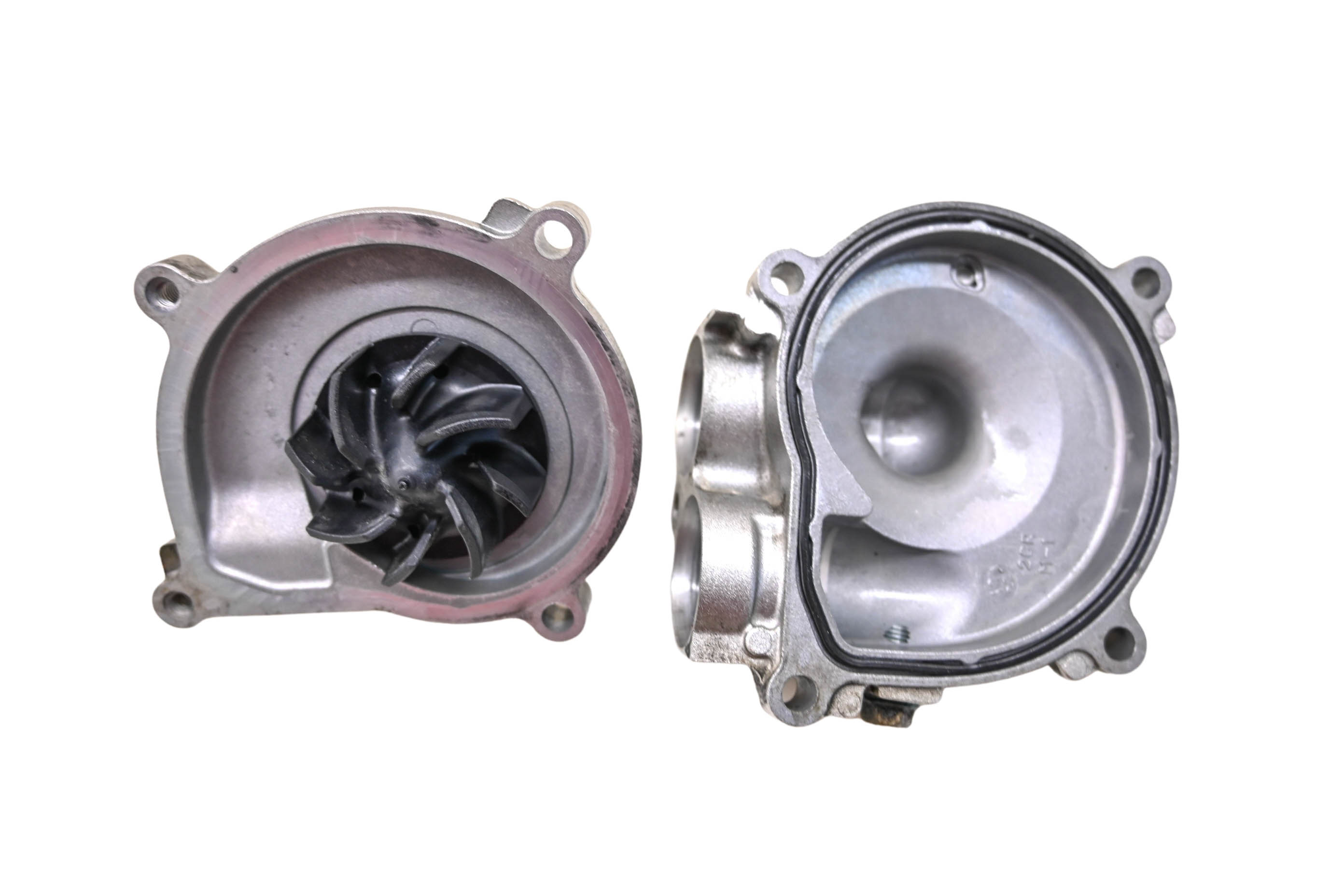 16 Yamaha YZF R1 Water Pump Cover & Impeller