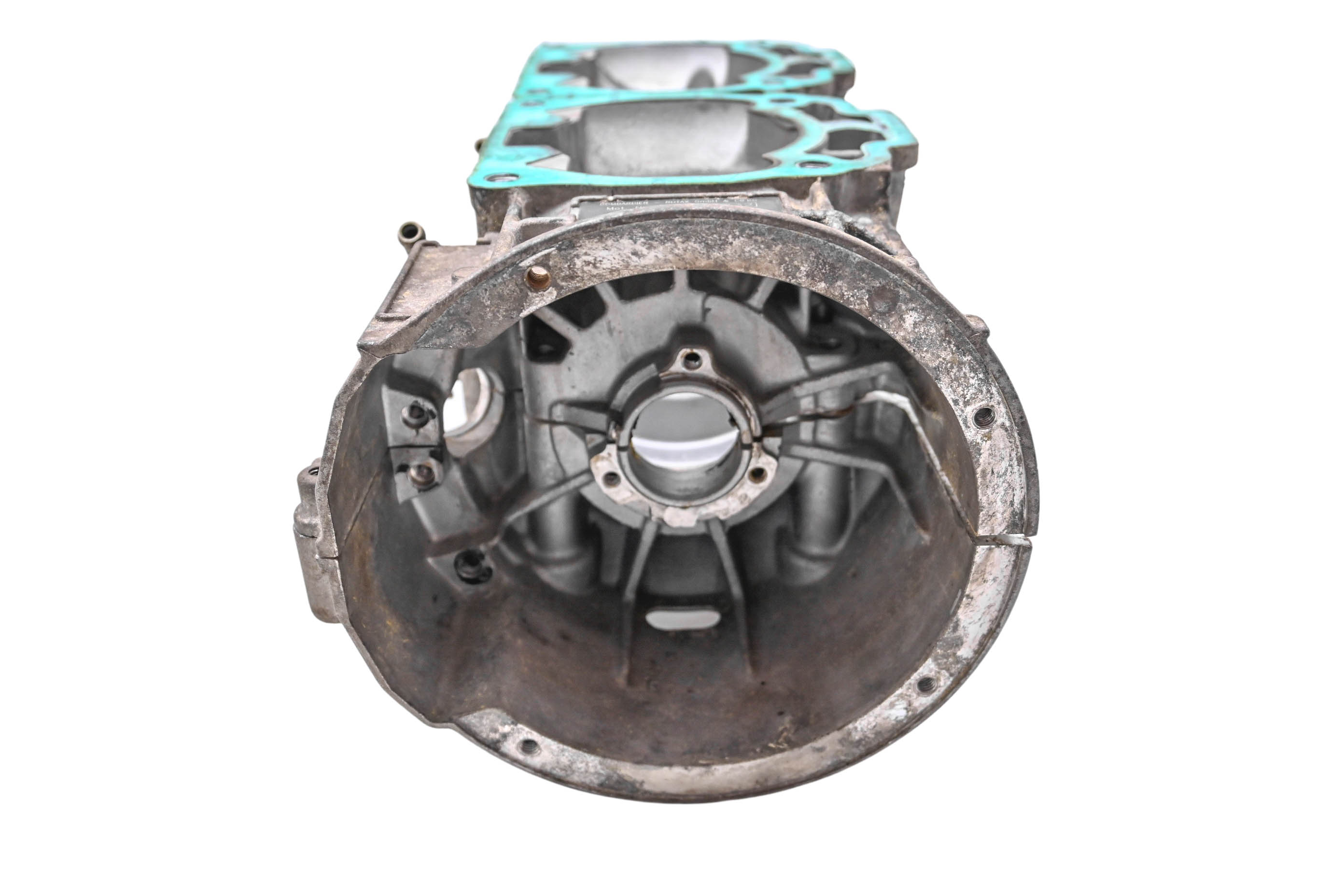 04 Ski-Doo MXZ 600 Crankcase Center Crank Case 129"