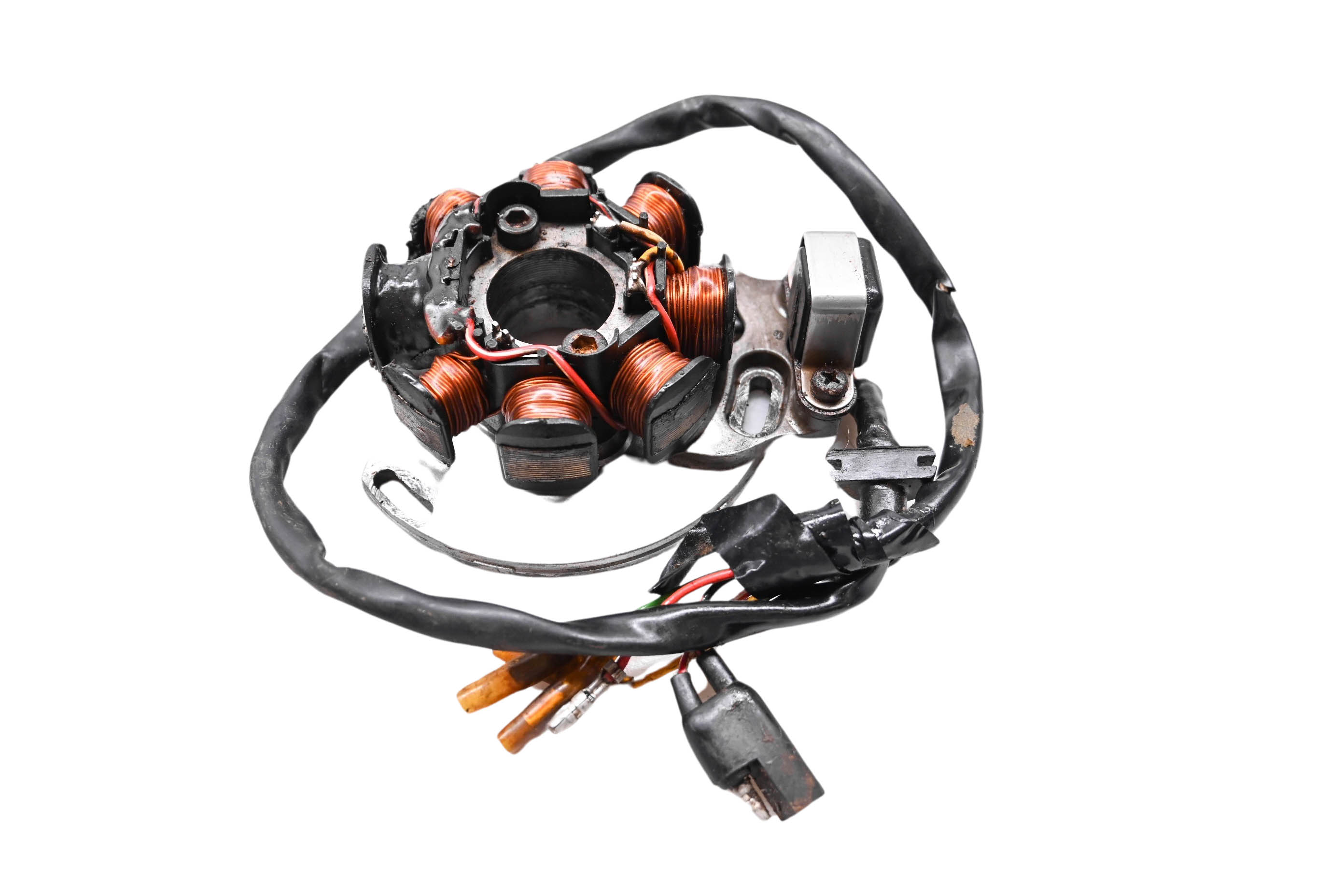 05 KTM 200EXC Stator