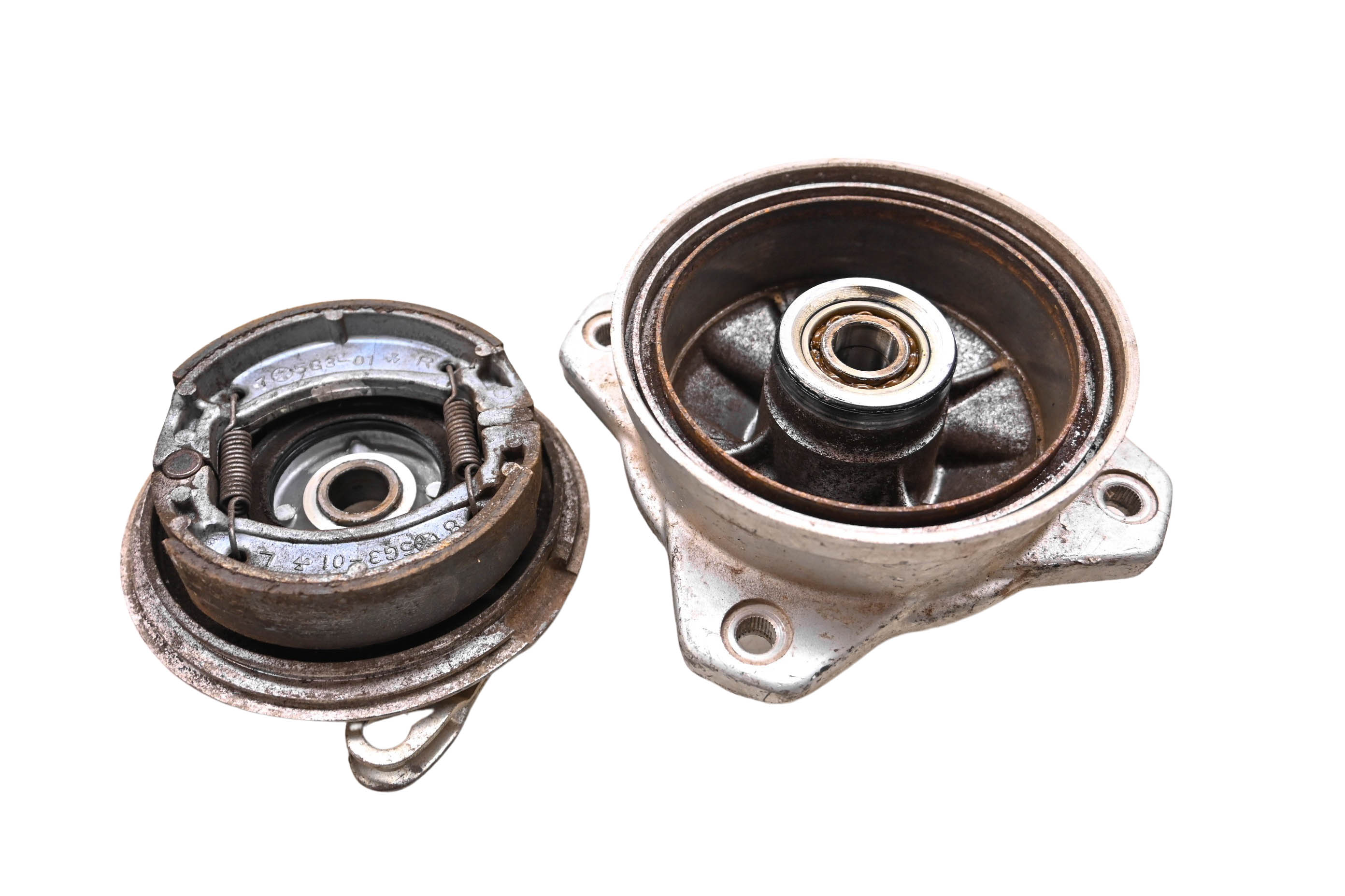 87 Polaris Cyclone 250 2x4 Front Left Brake Drum Assembly