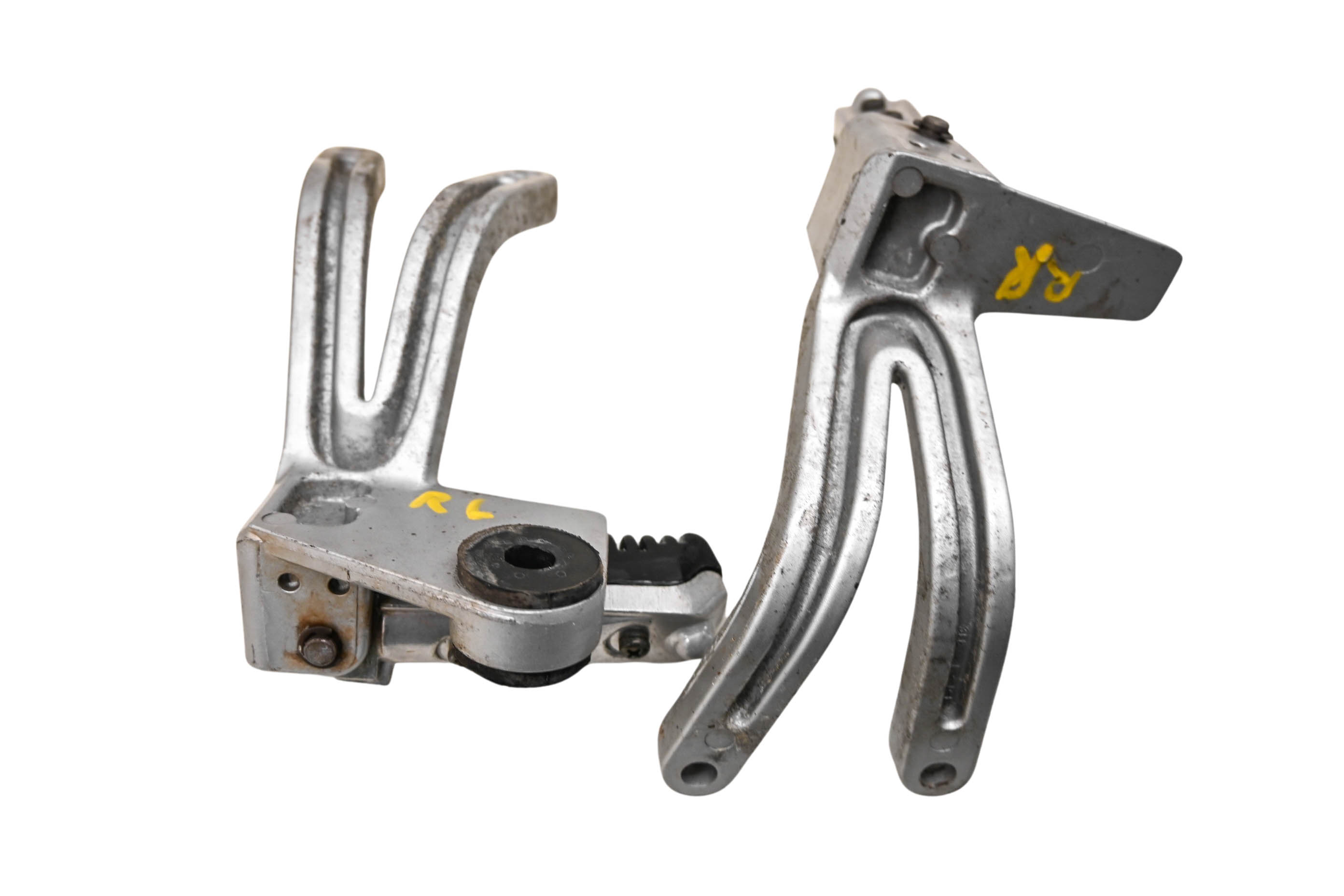 96 Suzuki RF900R Passenger Foot Pegs Left & Right