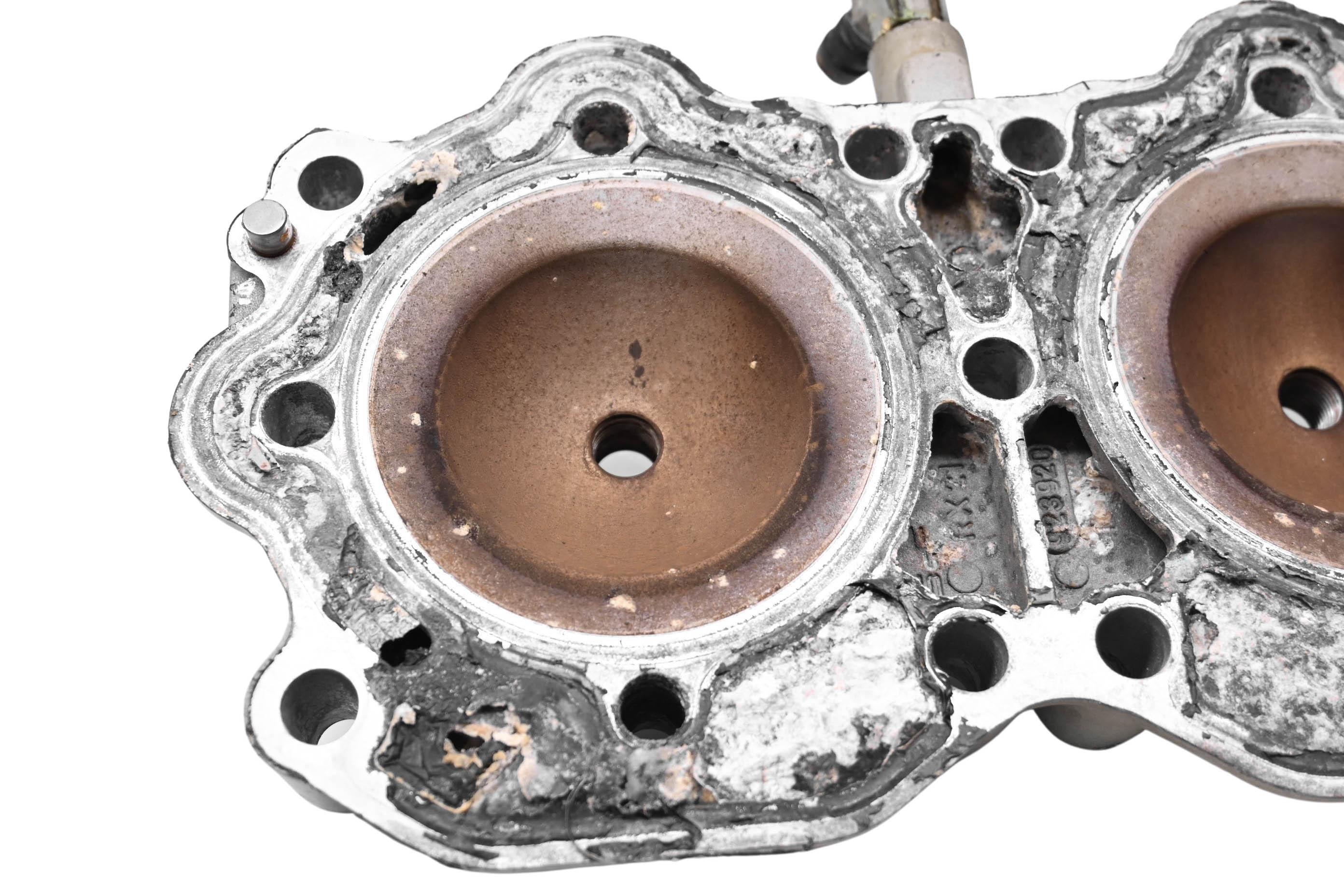 00 Sea-Doo GTX Cylinder Head