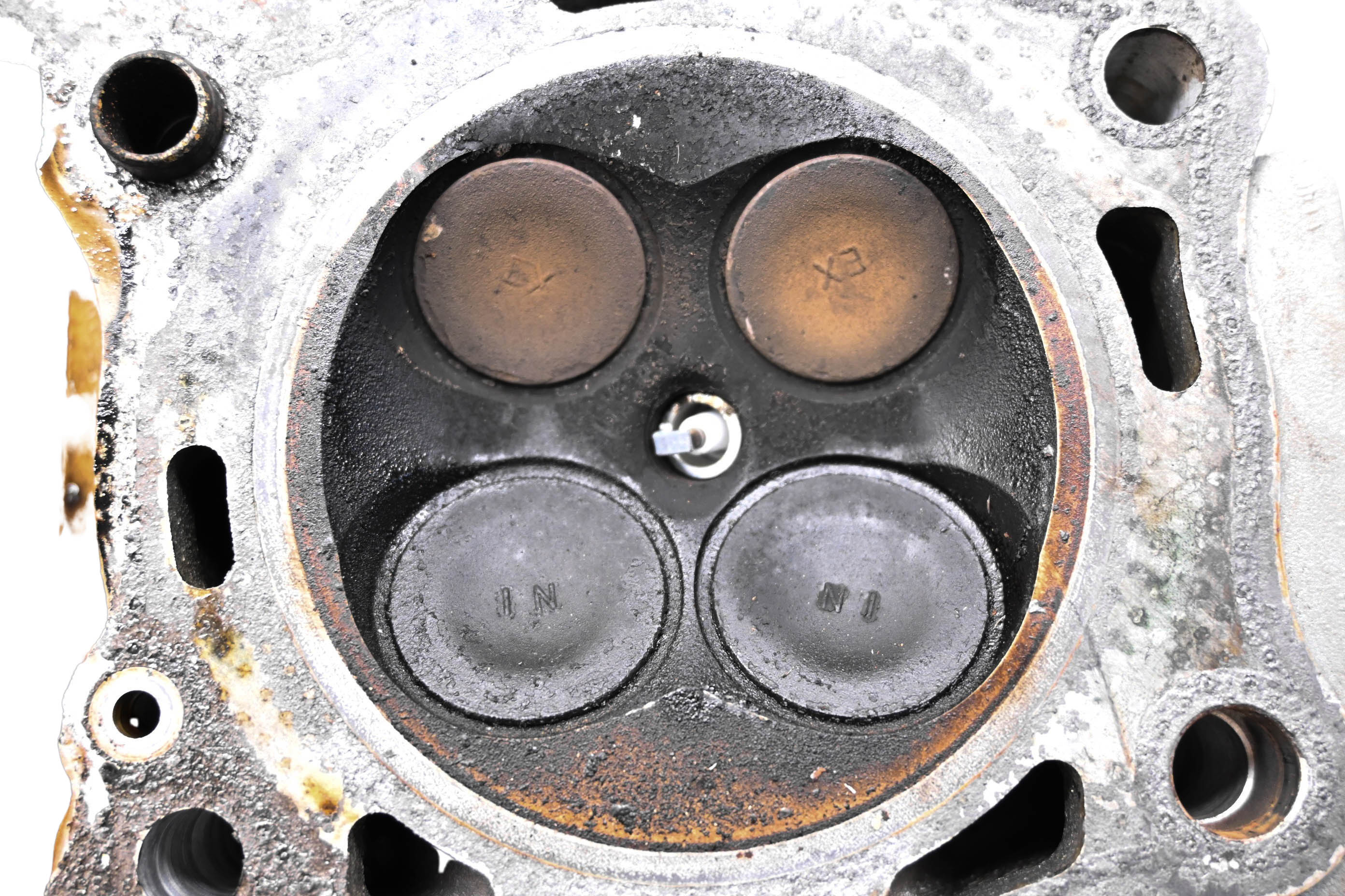 90 Suzuki VX800 Rear Cylinder Head