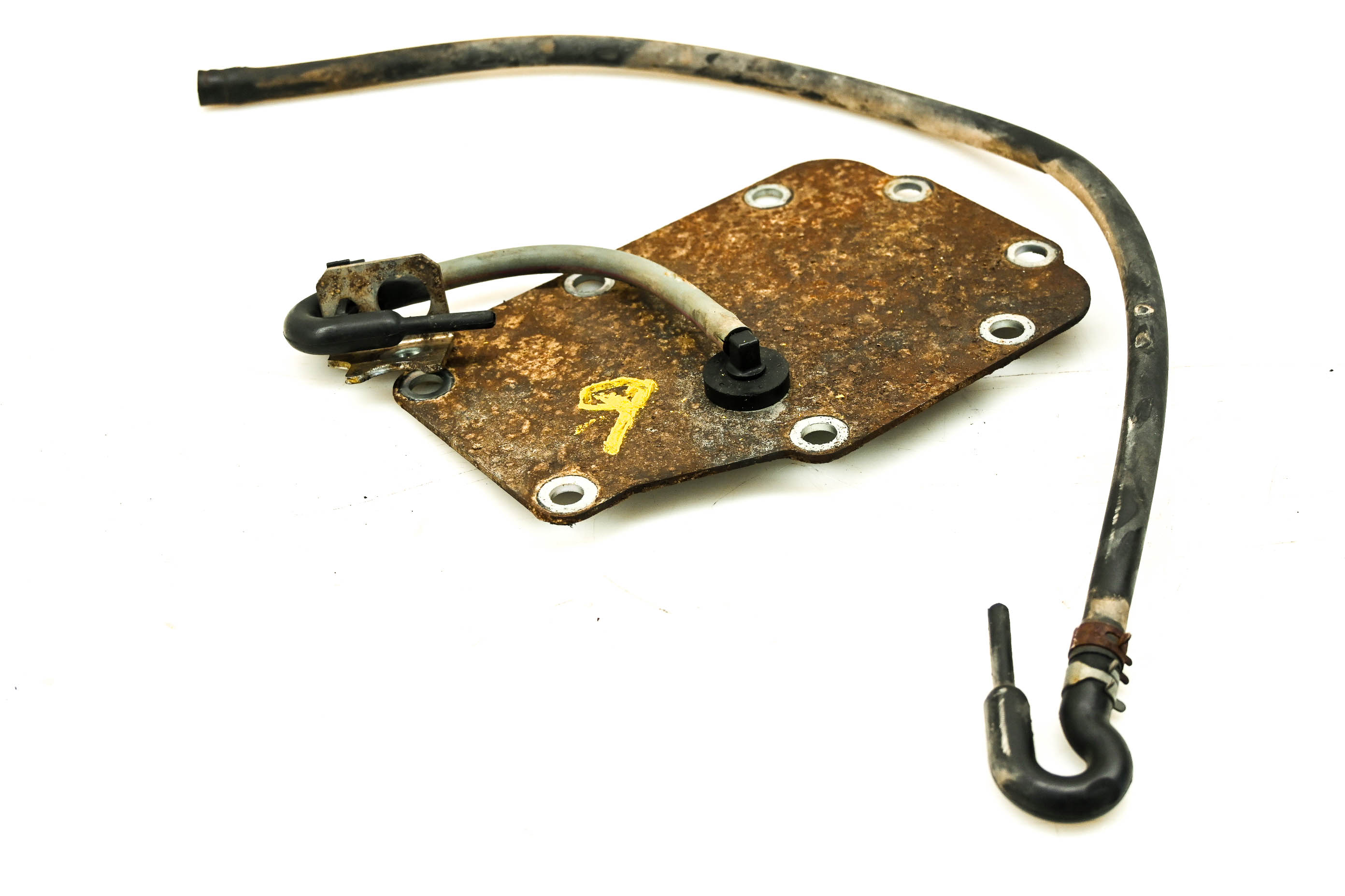 15 Kubota RTV X900 G Transmission Breather Plate Cover