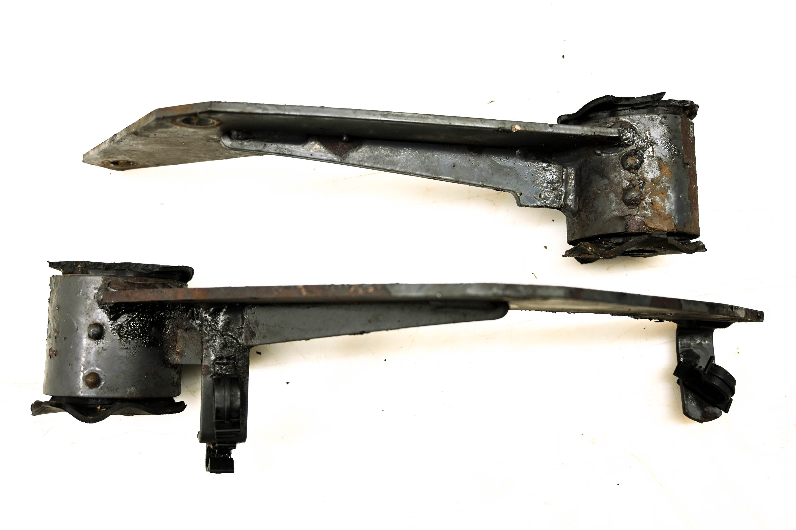 15 Kubota RTV X900 G Engine Motor Support Brackets Mounts