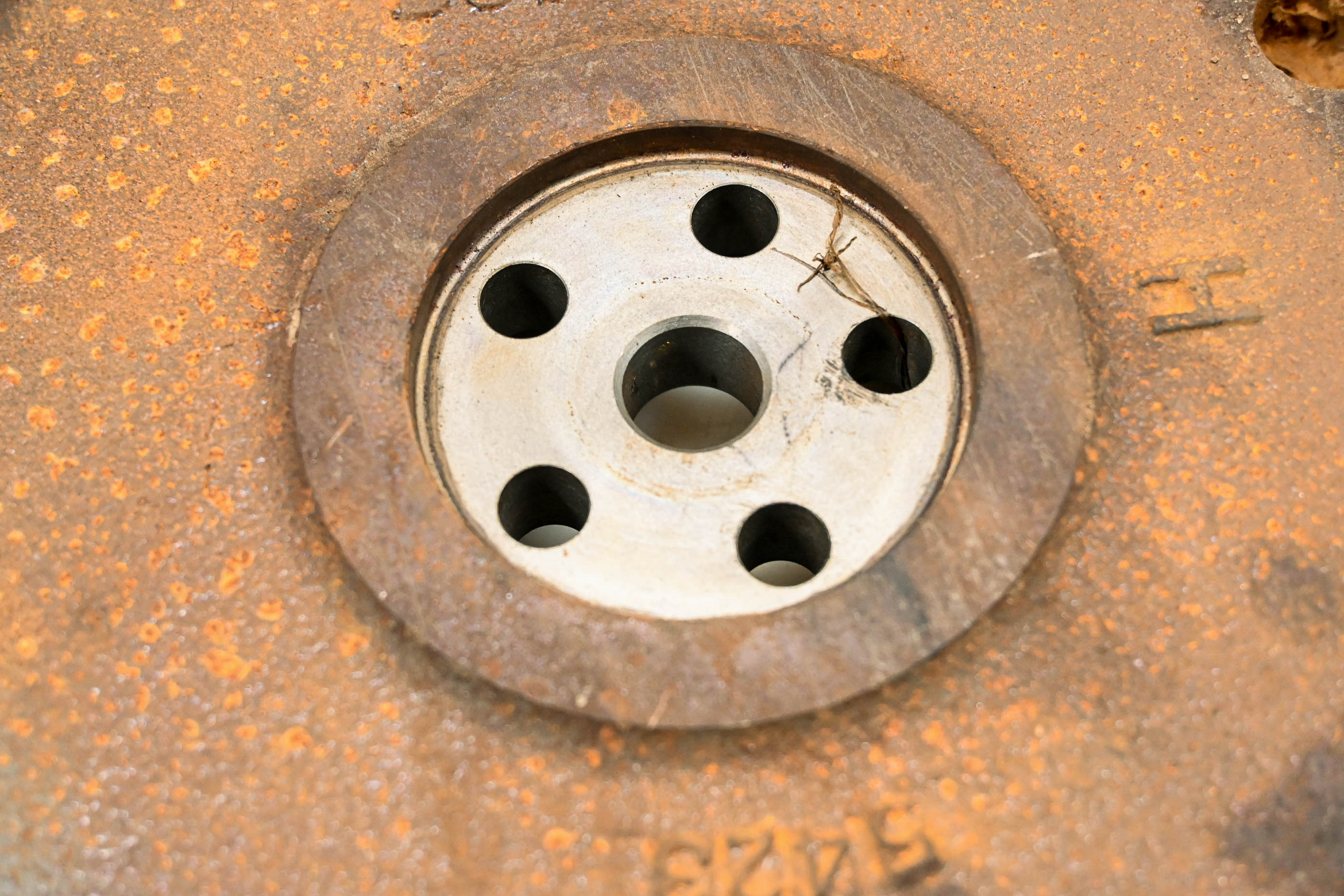 15 Kubota RTV X900 G Flywheel