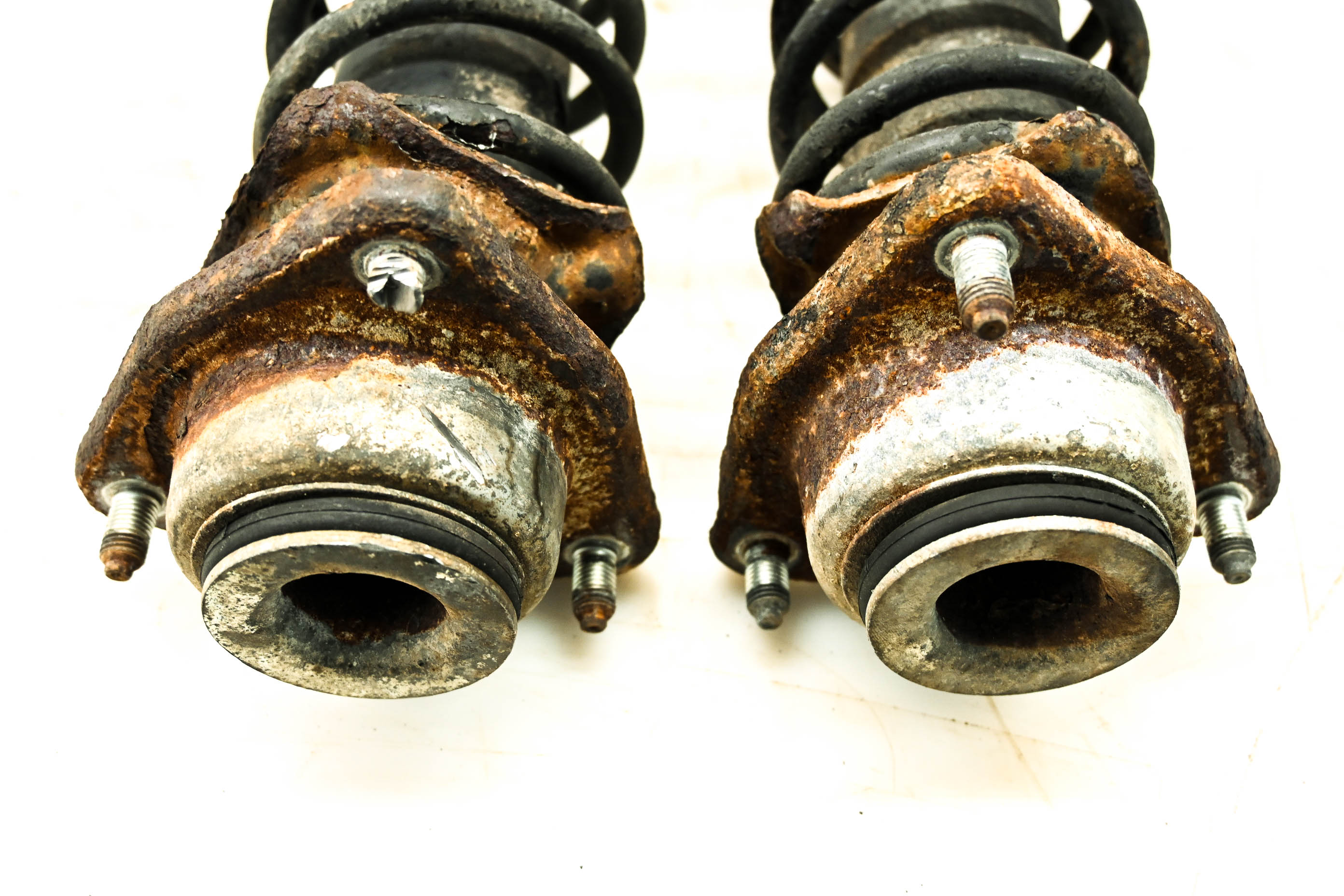 09 Kubota RTV1140CPX Front Shocks