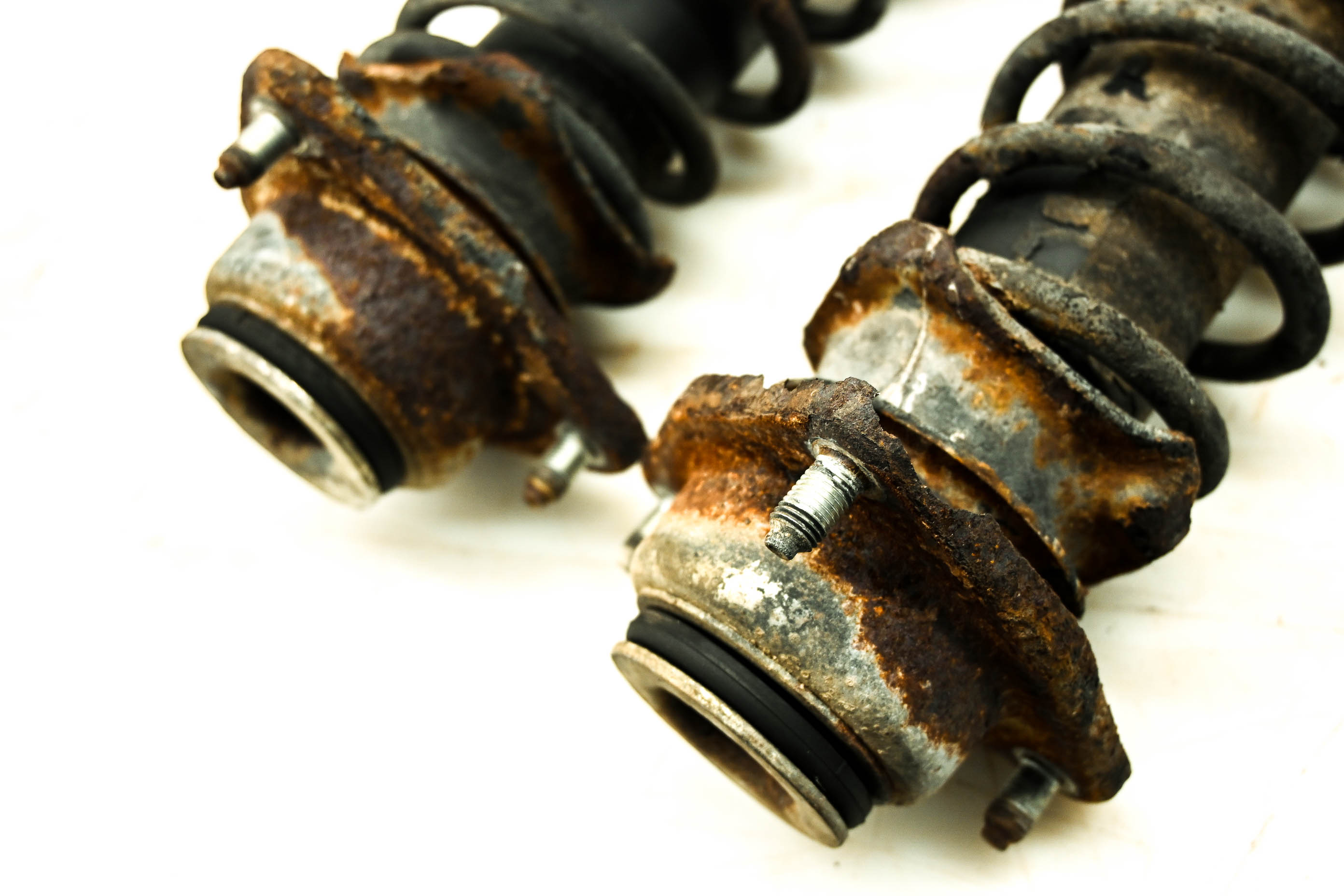09 Kubota RTV1140CPX Front Shocks