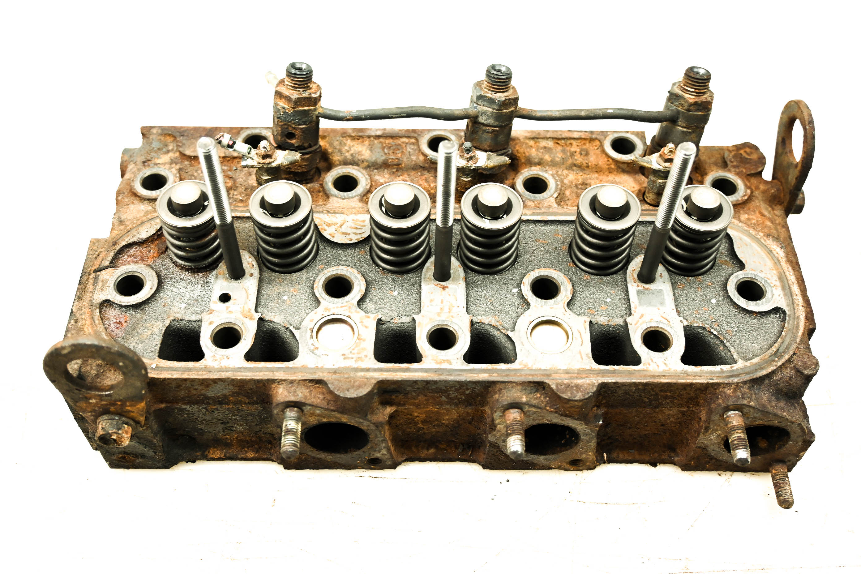 09 Kubota RTV1140CPX Cylinder Head & Injectors