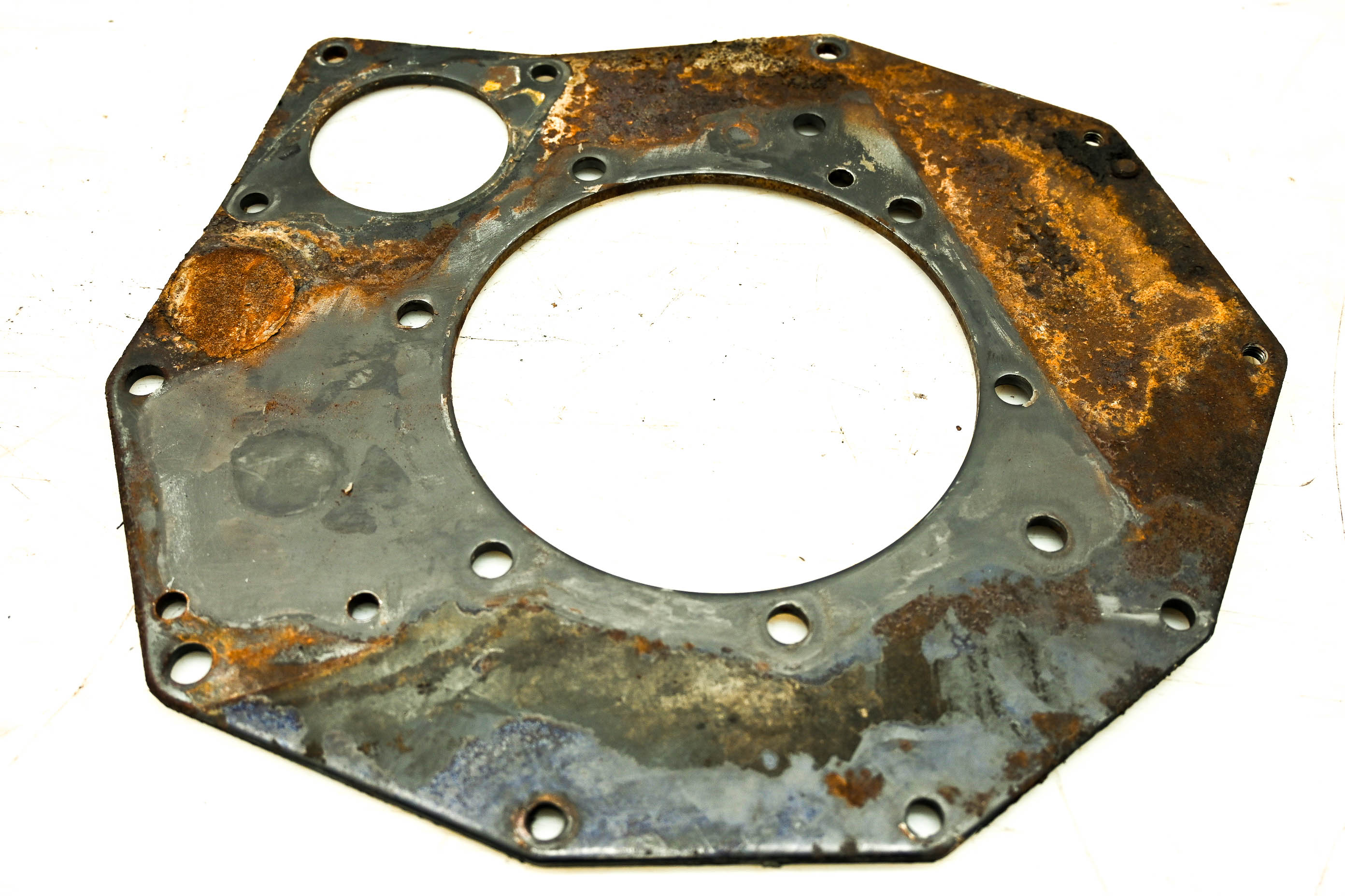 09 Kubota RTV1140CPX Rear End Crankcase Engine Plate