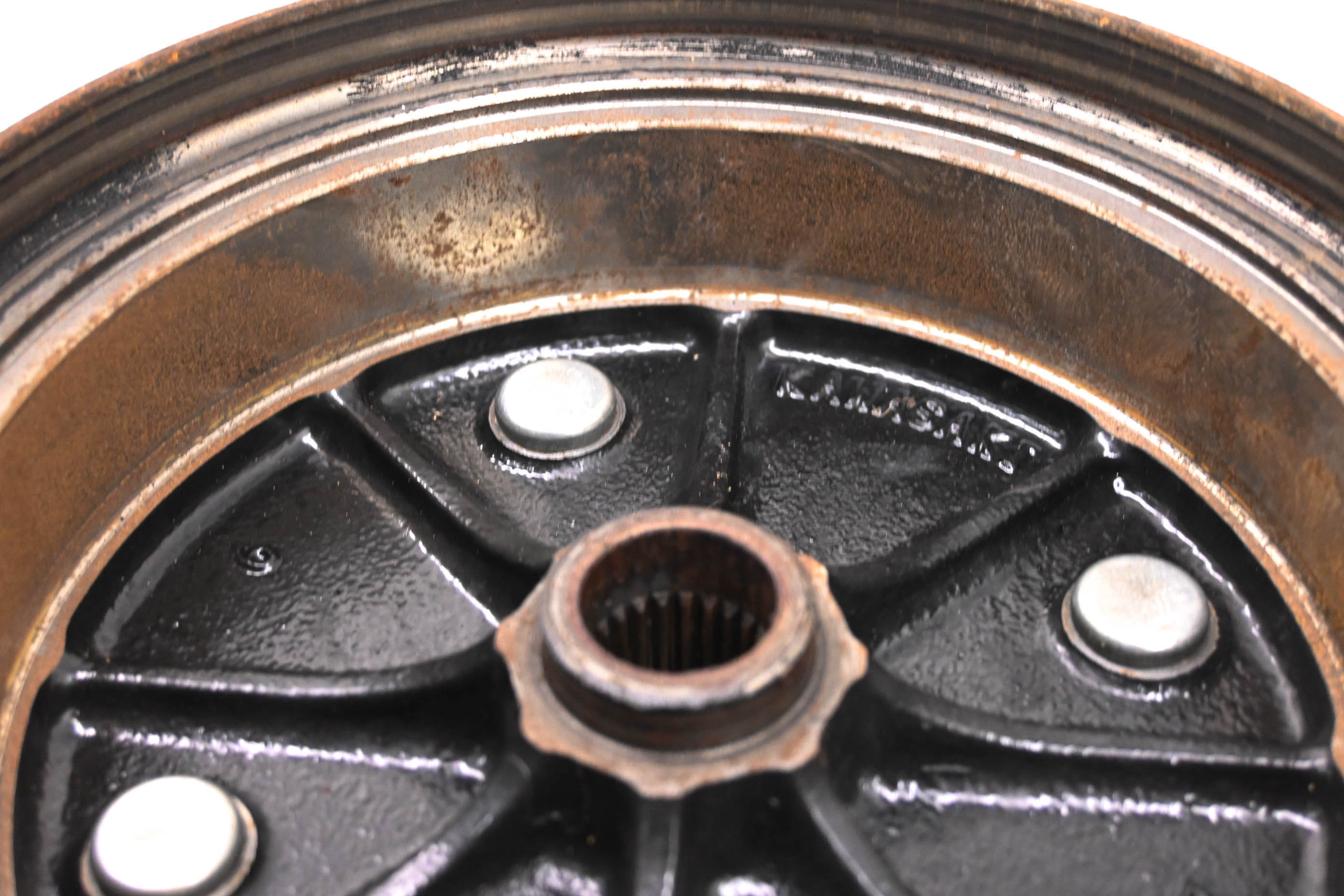 13 Kawasaki Mule 4010 Diesel 4x4 Rear Left Brake Drum Assembly KAF950D