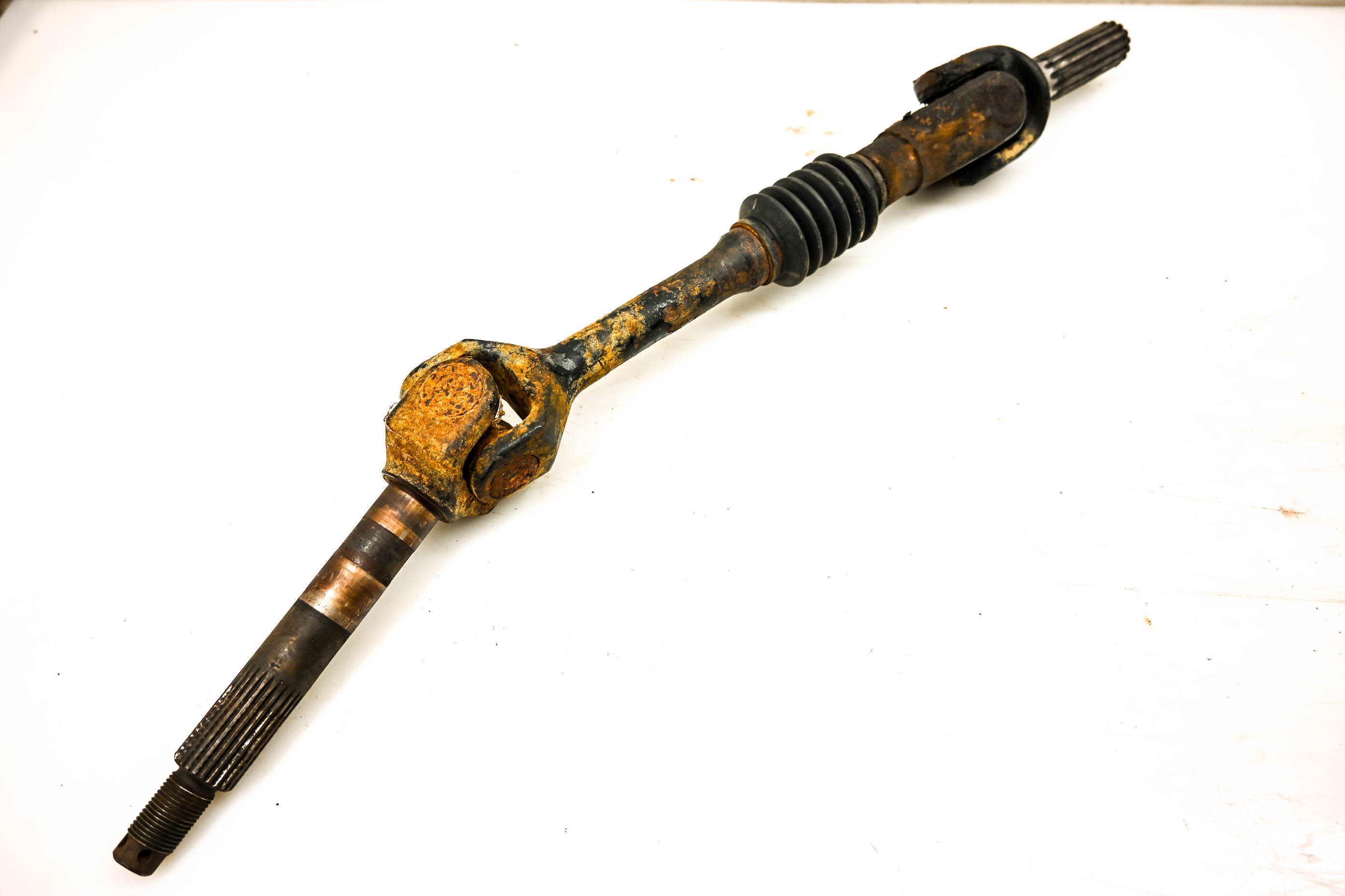 00 Kawasaki Mule 2500 2x4 Rear Right Left Cv Axle KAF620