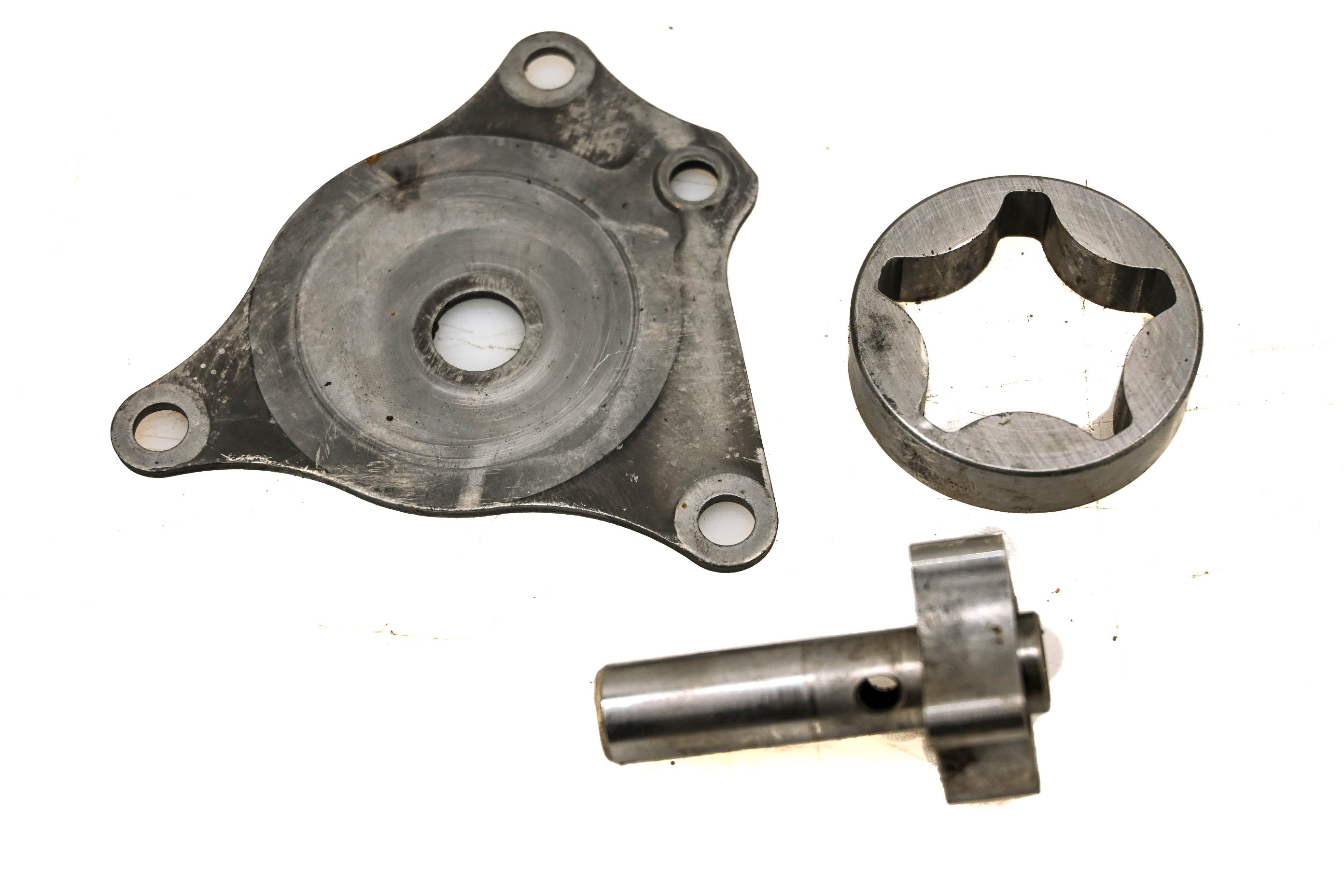 00 Kawasaki Mule 2500 2x4 Oil Pump KAF620