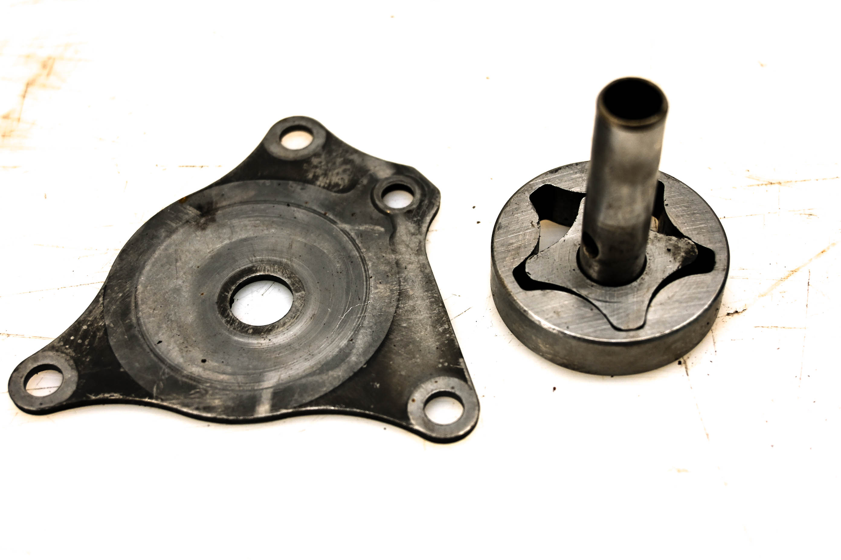 00 Kawasaki Mule 2500 2x4 Oil Pump KAF620