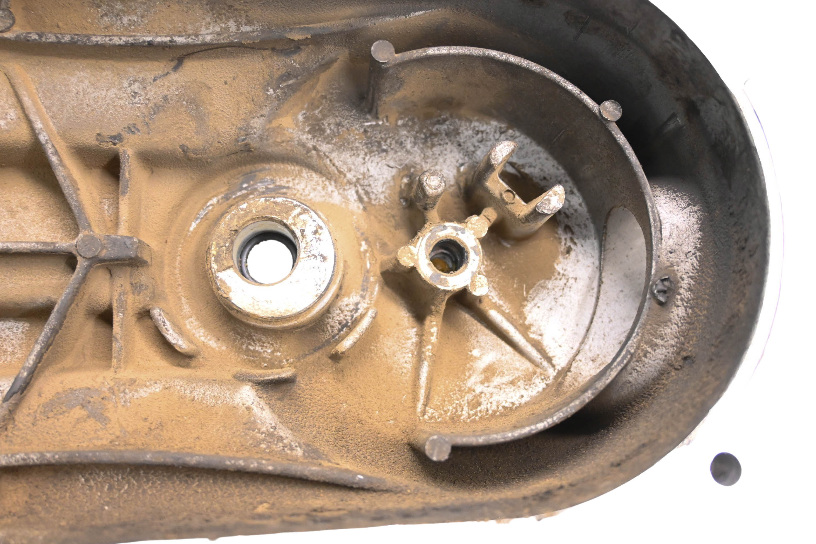 15 Polaris Phoenix 200 2x4 Outer Belt Clutch Cover