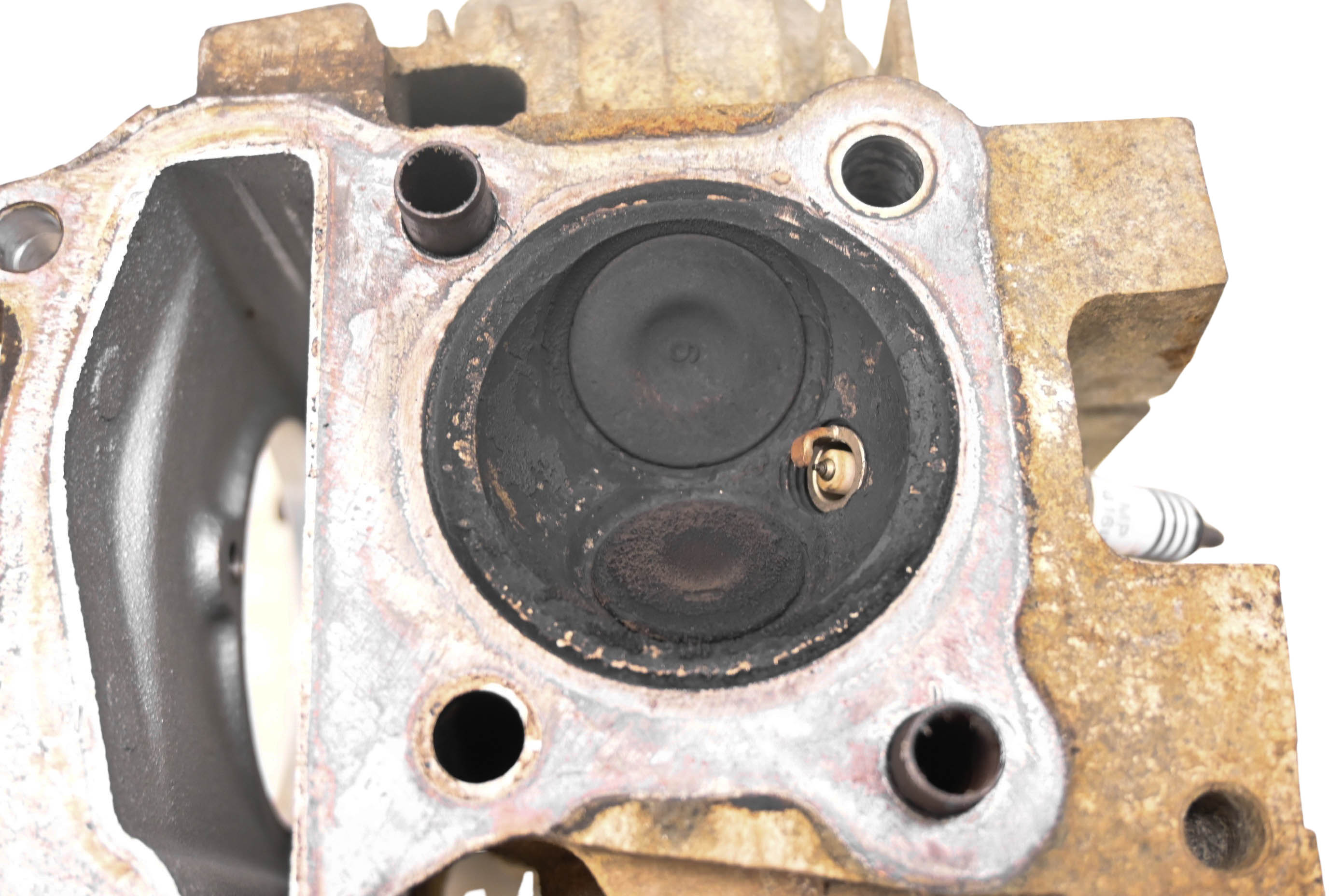 86 Honda Fourtrax 125 2x4 Cylinder Head TRX125