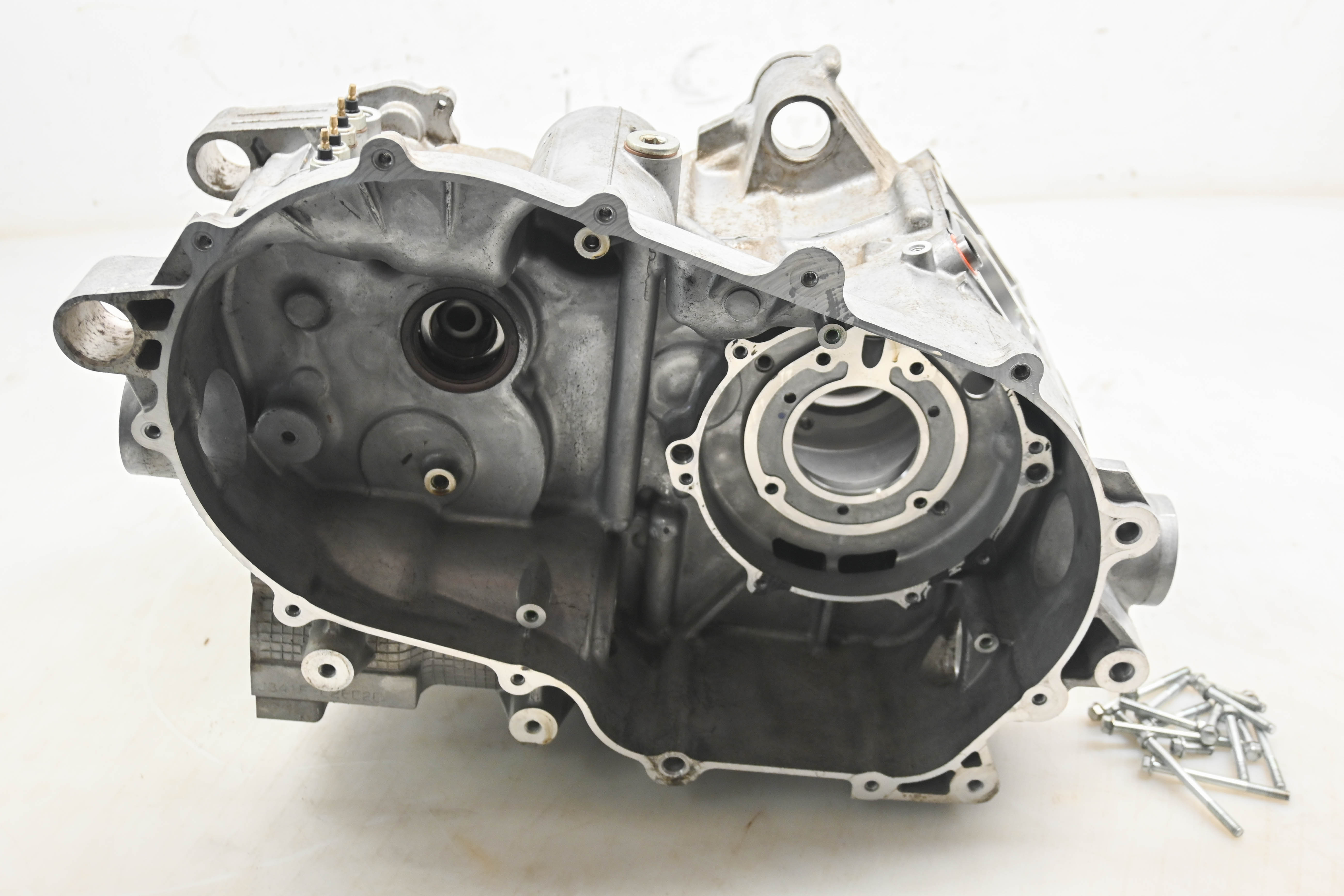 20 Yamaha Kodiak 450 Crankcase Center Crank Case