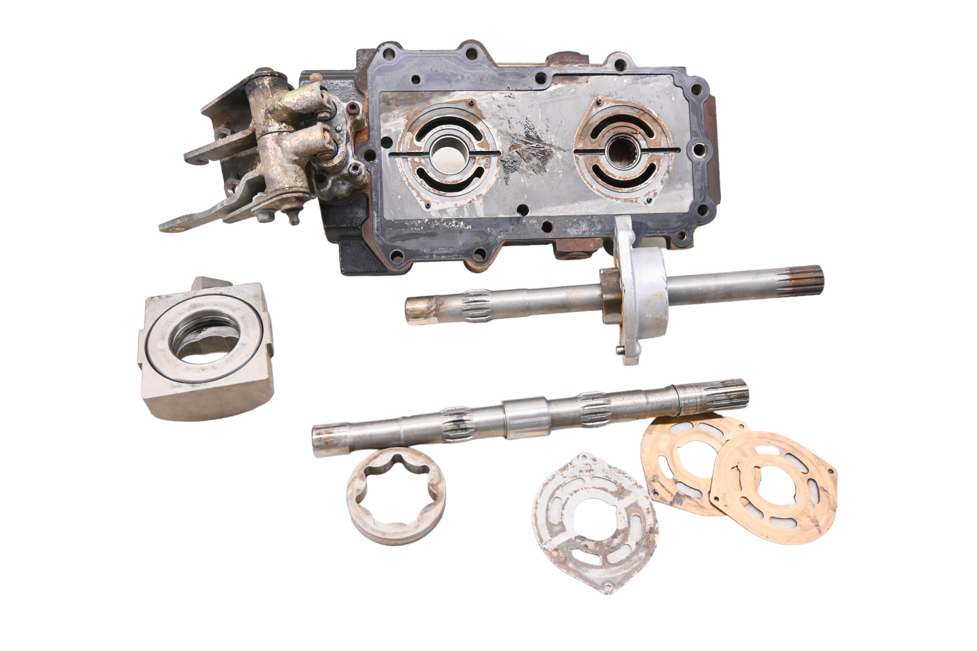 10 Kubota RTV900W6 Hydraulic Pump Housing