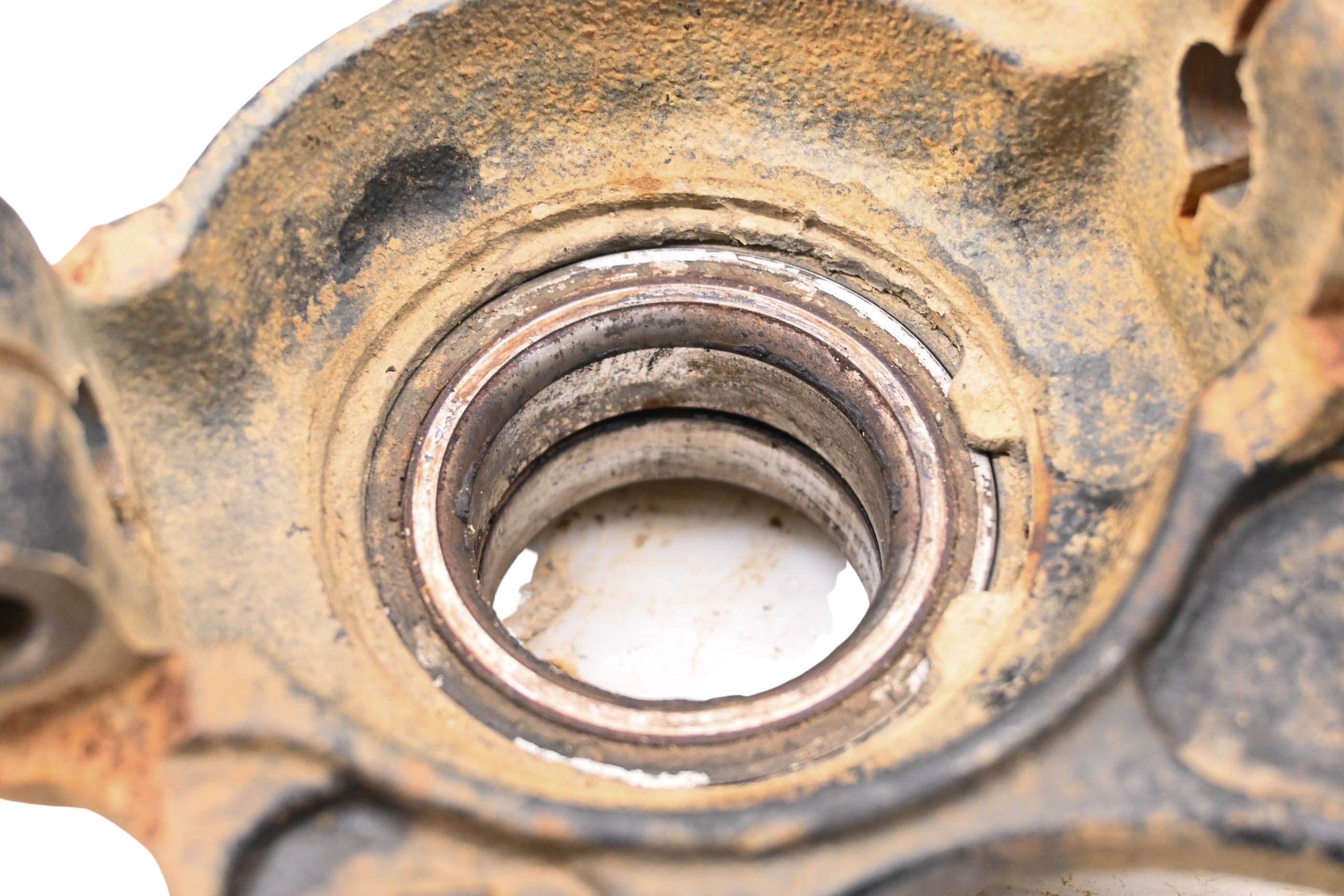 18 Polaris RZR S 900 4x4 Front Left Spindle Knuckle