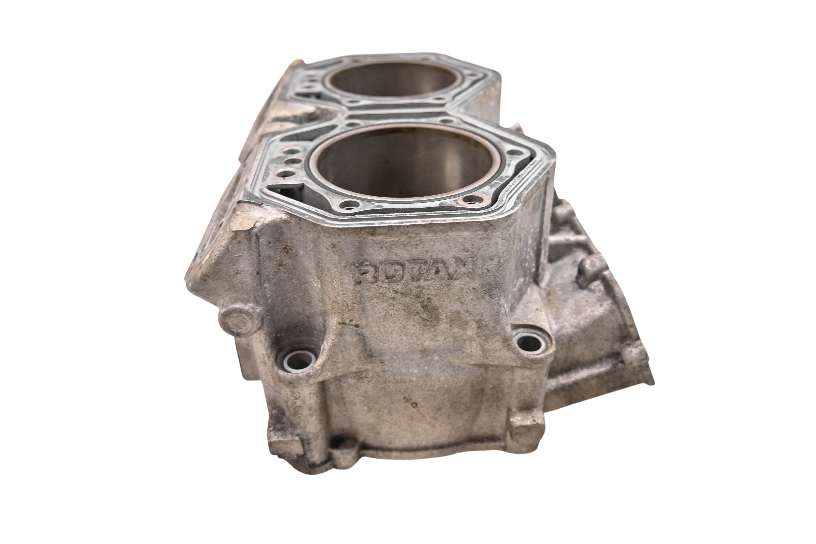 16 Ski-Doo Summit 800R E-TEC Cylinder 154"
