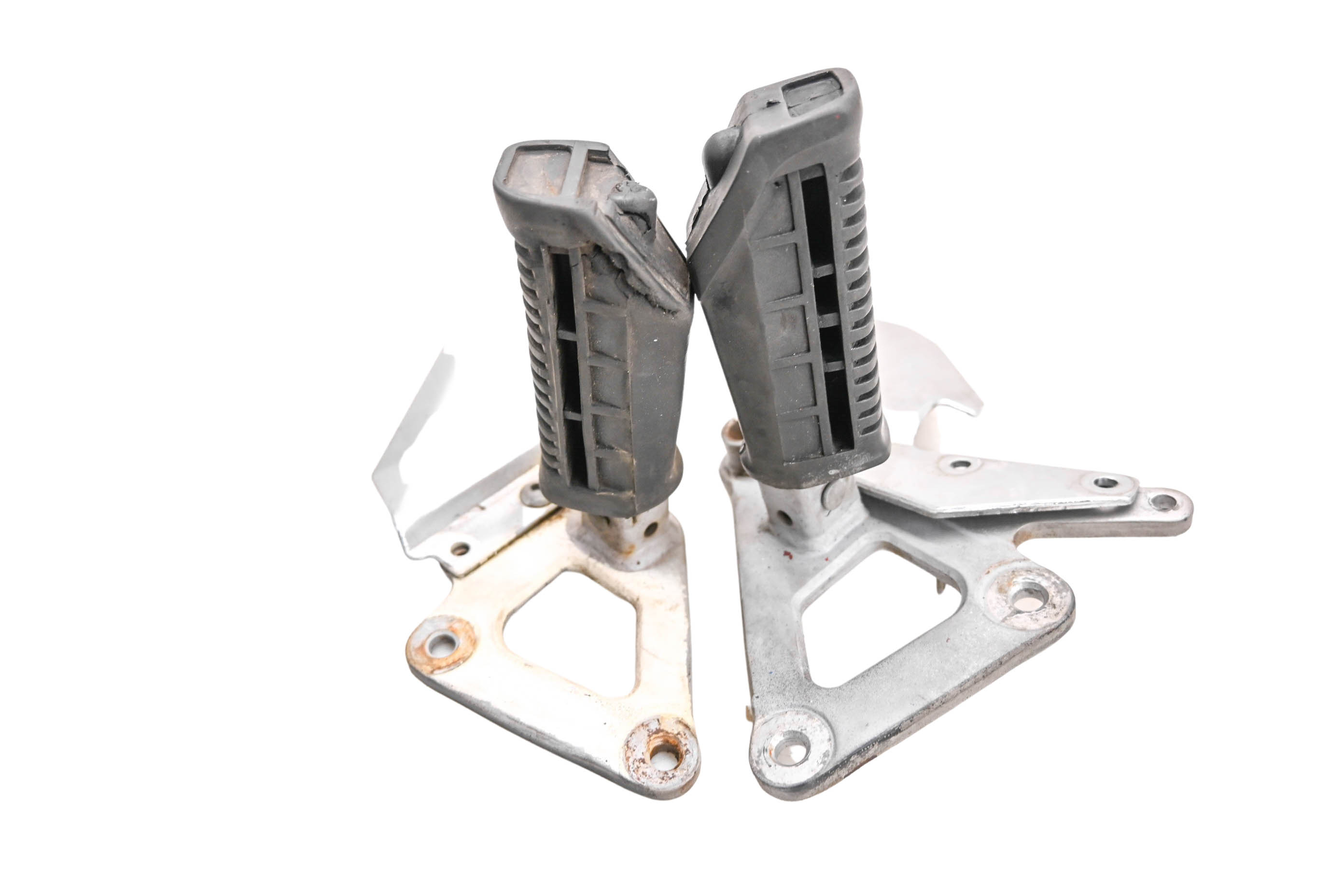 05 Suzuki GS500F Front Driver Foot Pegs Left & Right