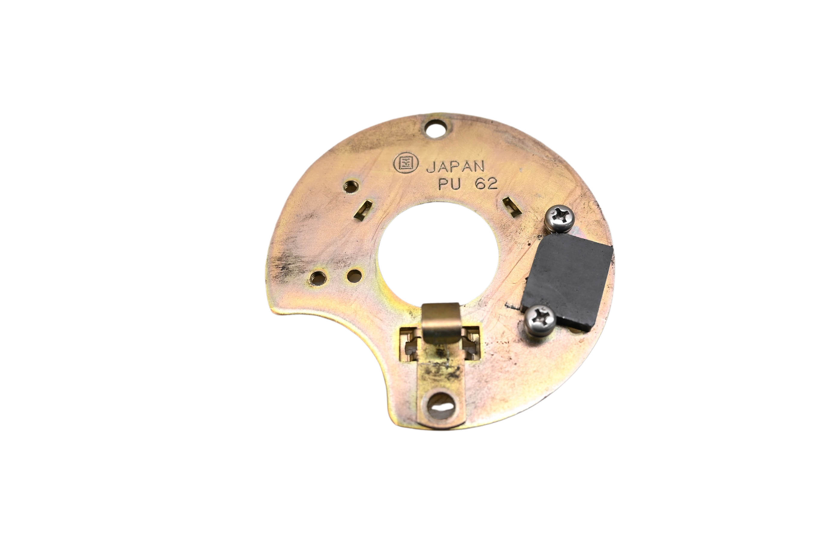 05 Suzuki GS500F Stator Plate