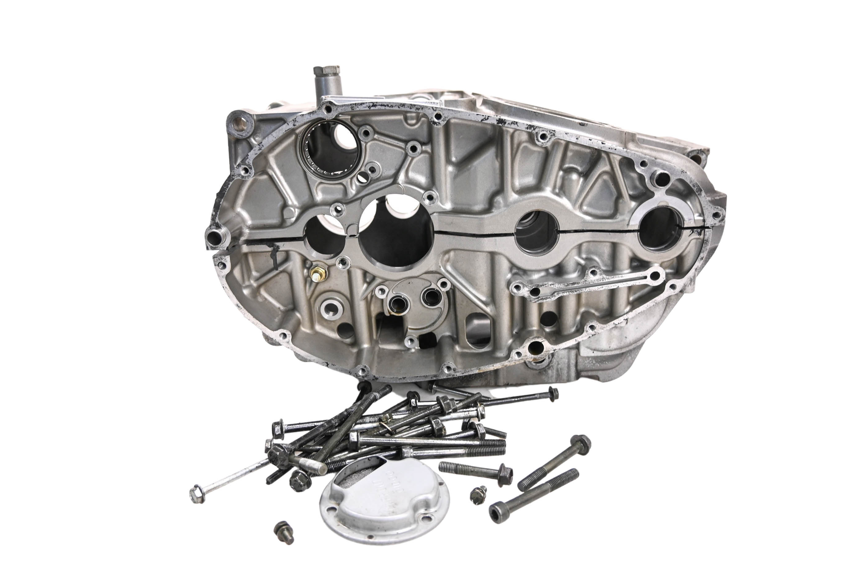 05 Suzuki GS500F Crankcase Center Crank Case