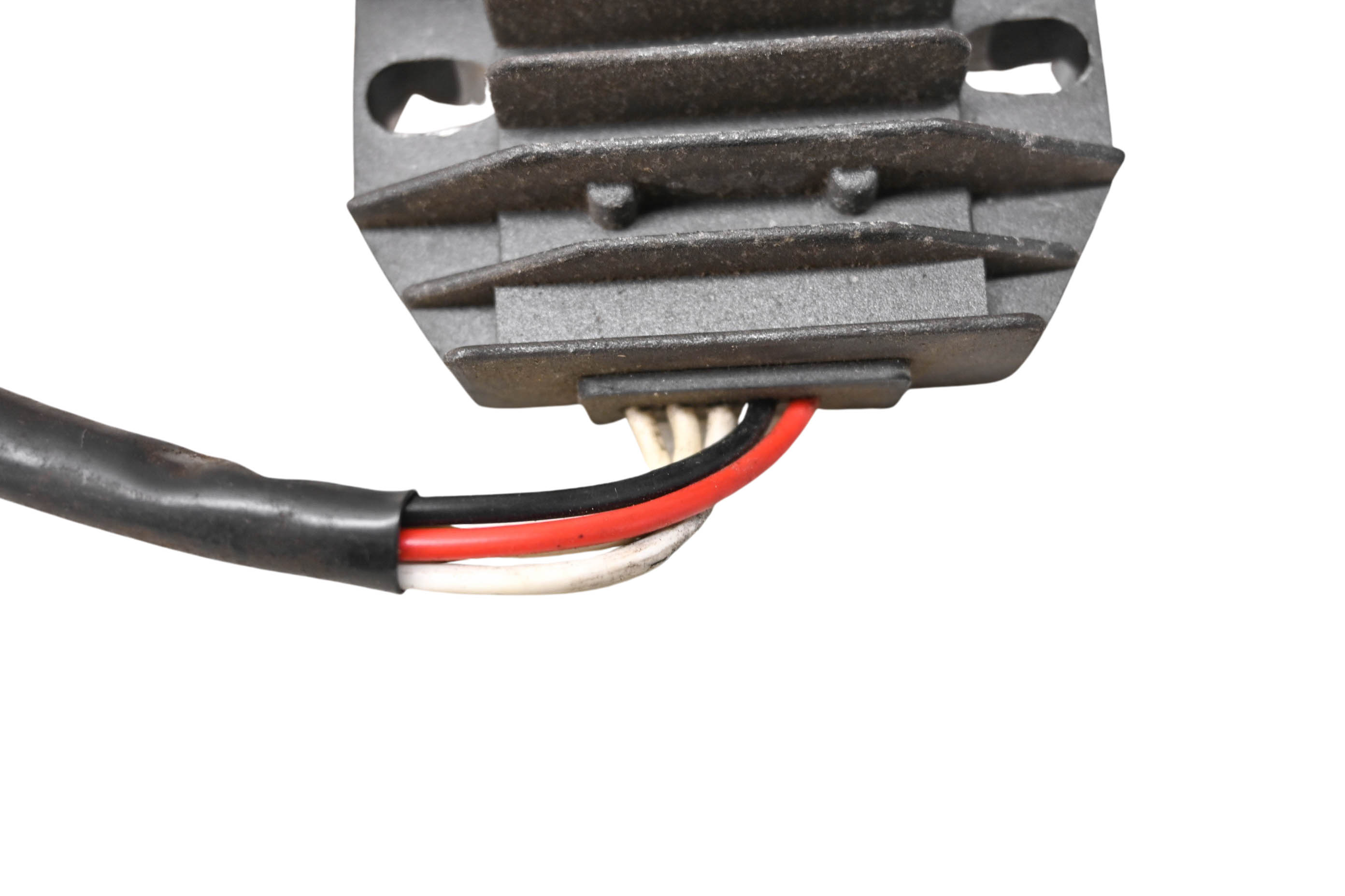 05 Suzuki GS500F Regulator Rectifier