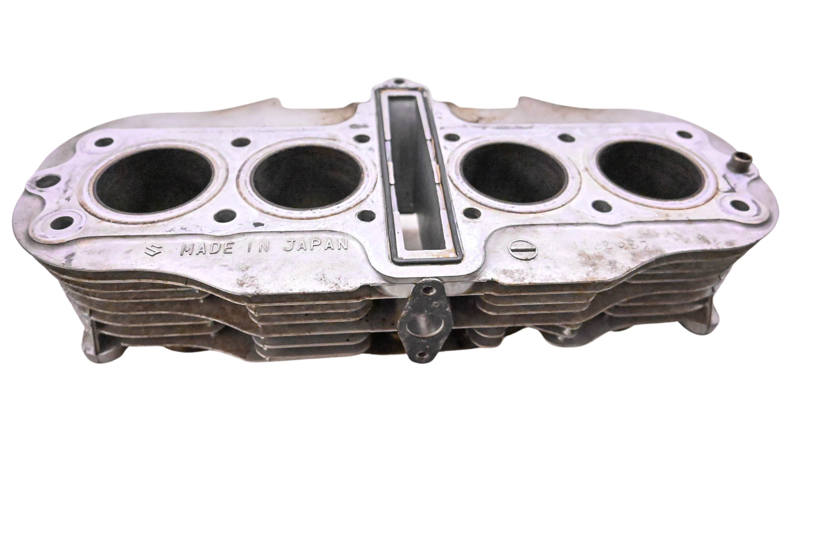 80 Suzuki GS550L Cylinder
