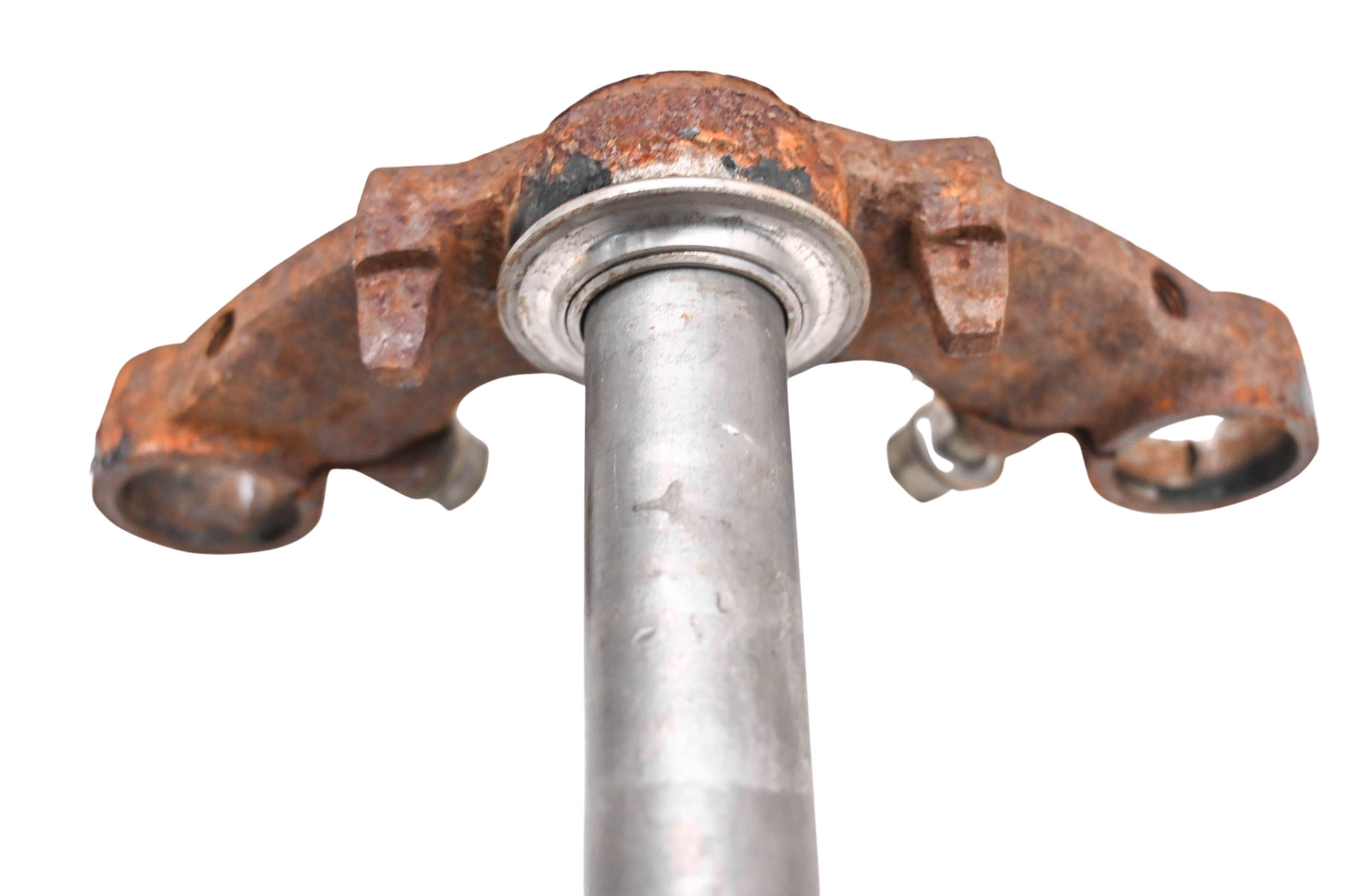 75 Yamaha RD125 Triple Tree Handlebar Clamps