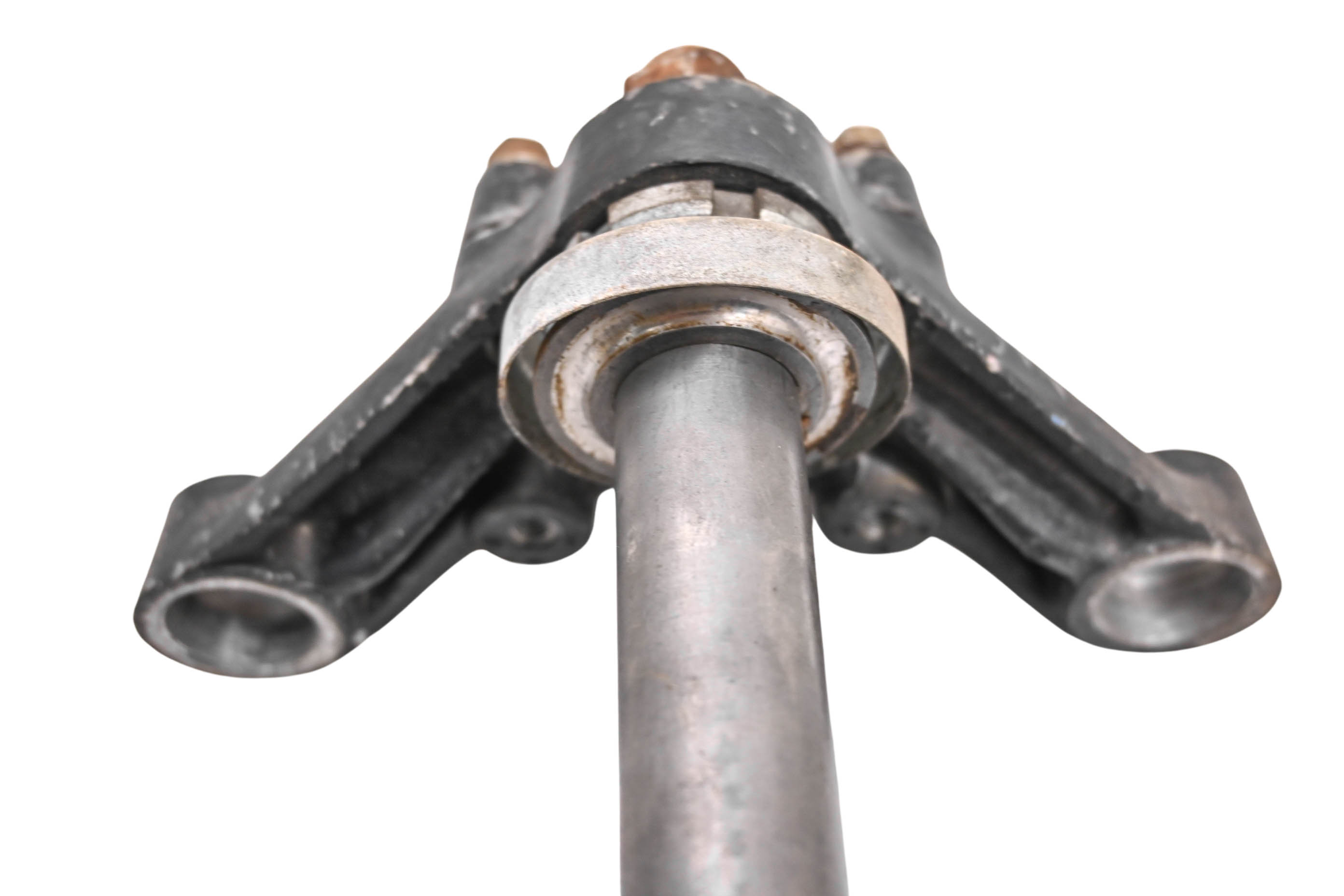 75 Yamaha RD125 Triple Tree Handlebar Clamps