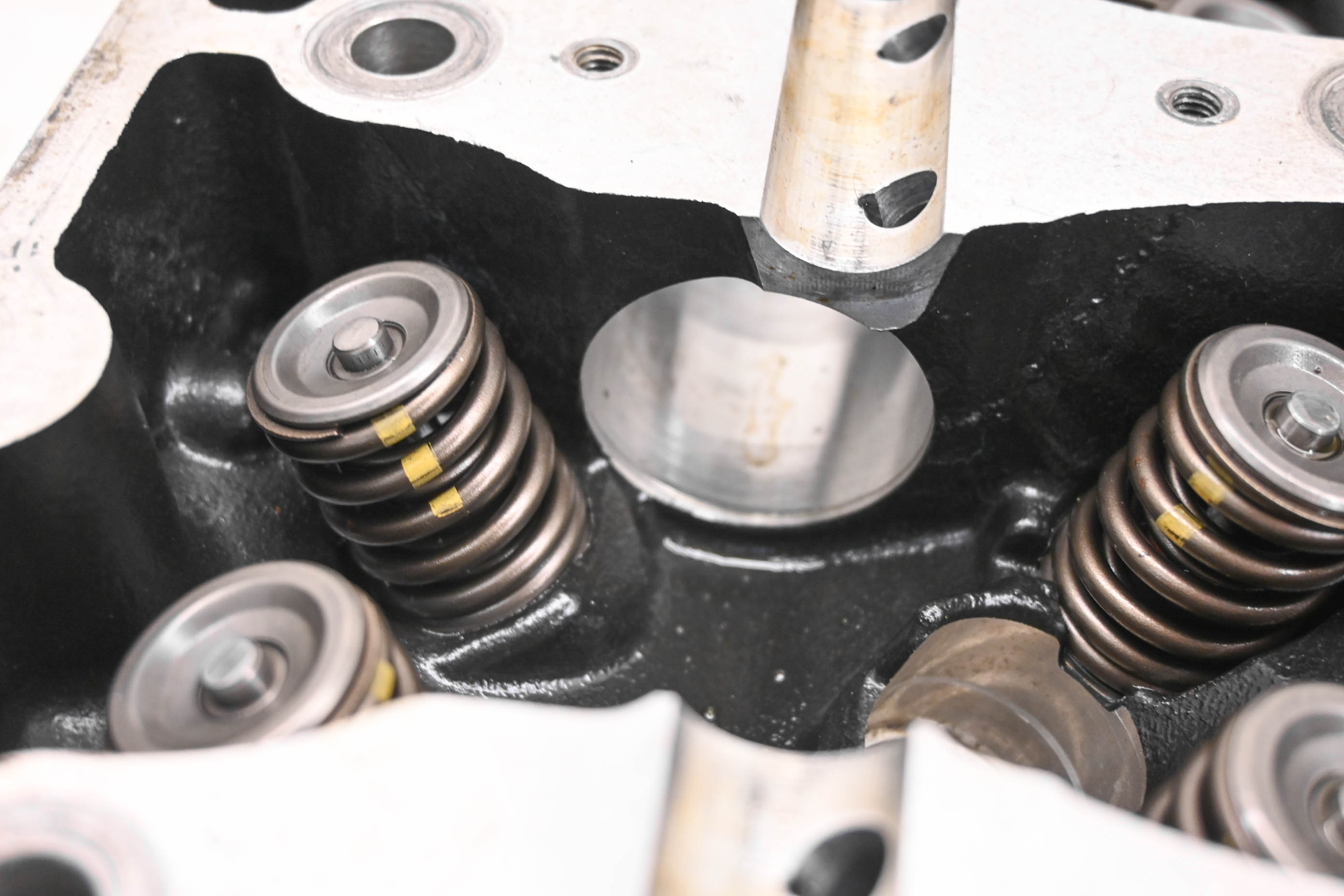 05 Sea-Doo RXT 215 Cylinder Head