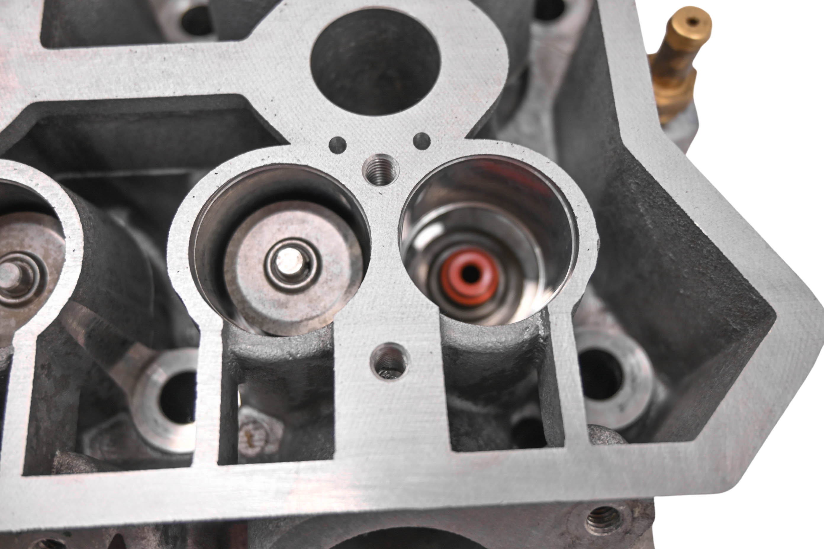 15 Sea-Doo Spark 900 HO Cylinder Head