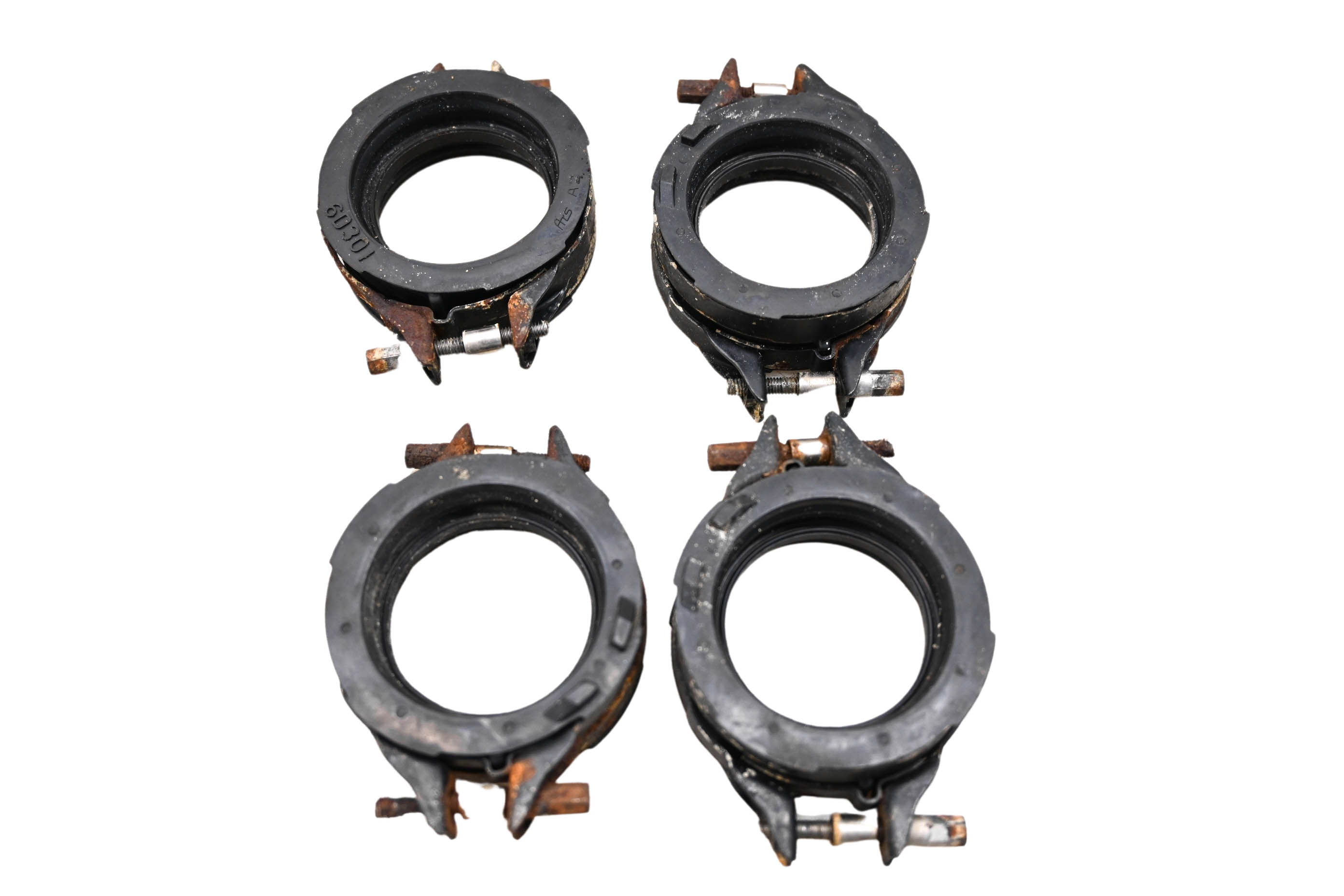05 Yamaha Waverunner VX110 Sport Intake Manifold Carburetor Boots VX1100D